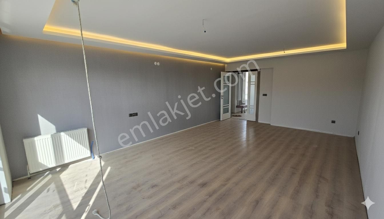 Törekent Mah. Serra Bulvar'da 10. Katta 3+1 Satılık Daire - Görsel 16