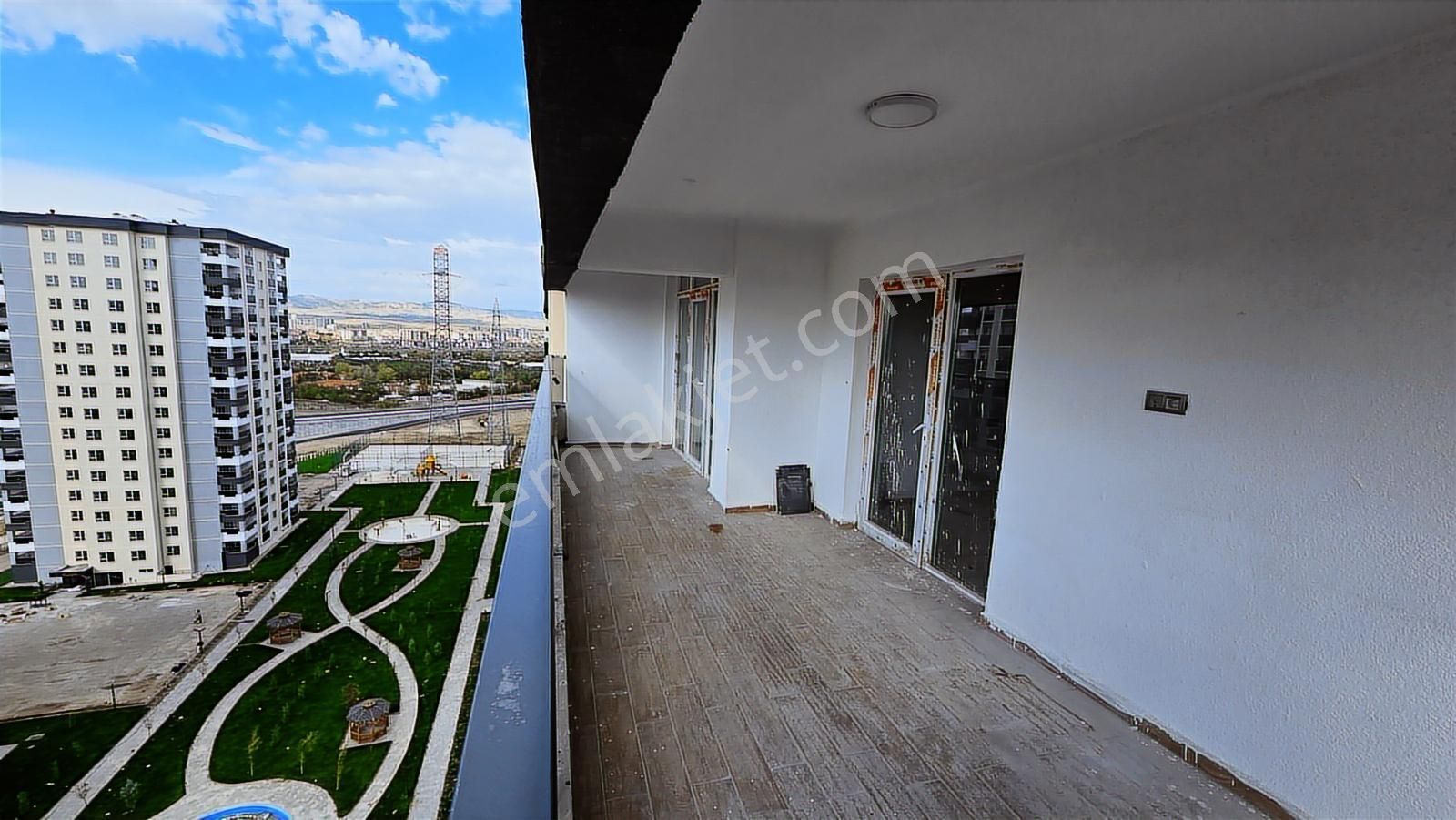 Törekent Mah. Yüksek Kredi İmkanı 5. Katta 4+1 Satılık Daire - Görsel 30