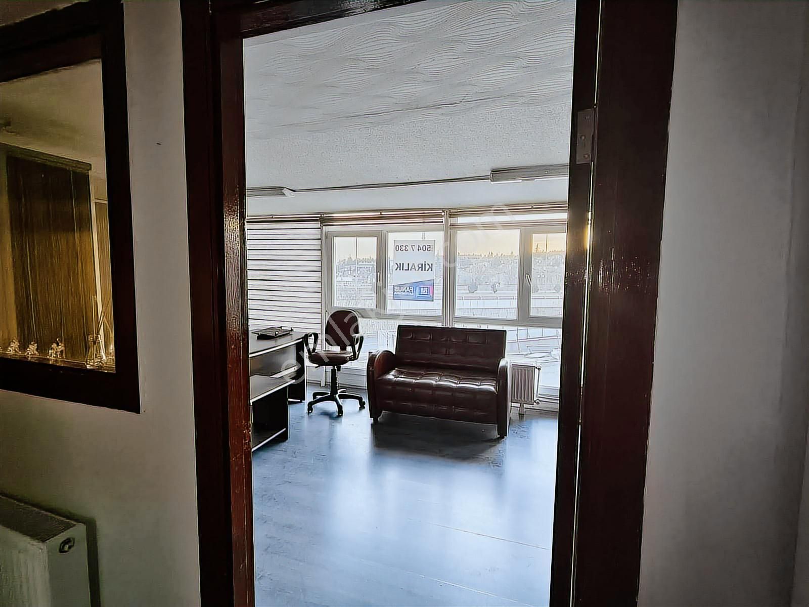 Ostim Özçelik İş Merkezinde Dubleks Eşyalı Kiralık Ofis - Görsel 14