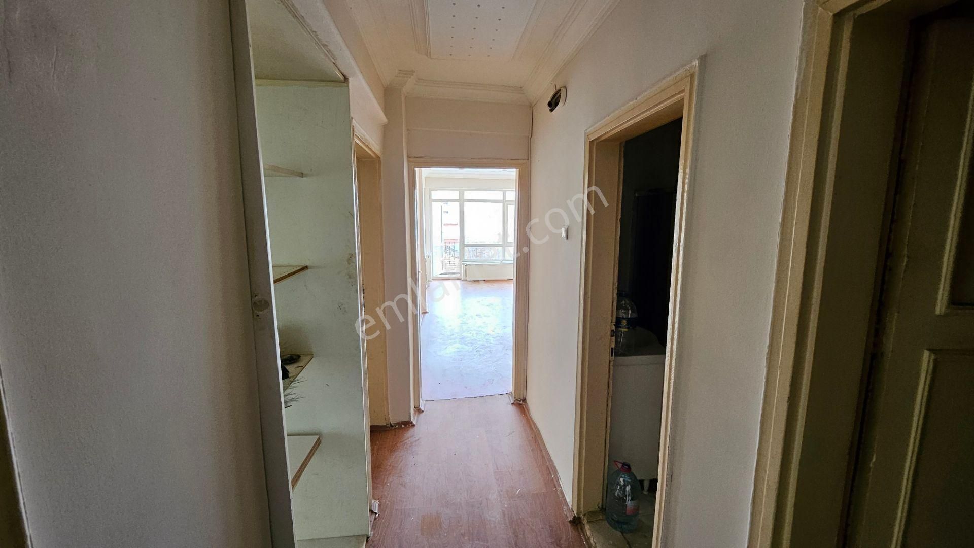 Demirli Bahçede Ara Katta 3+1 Kiralık Daire - Görsel 13