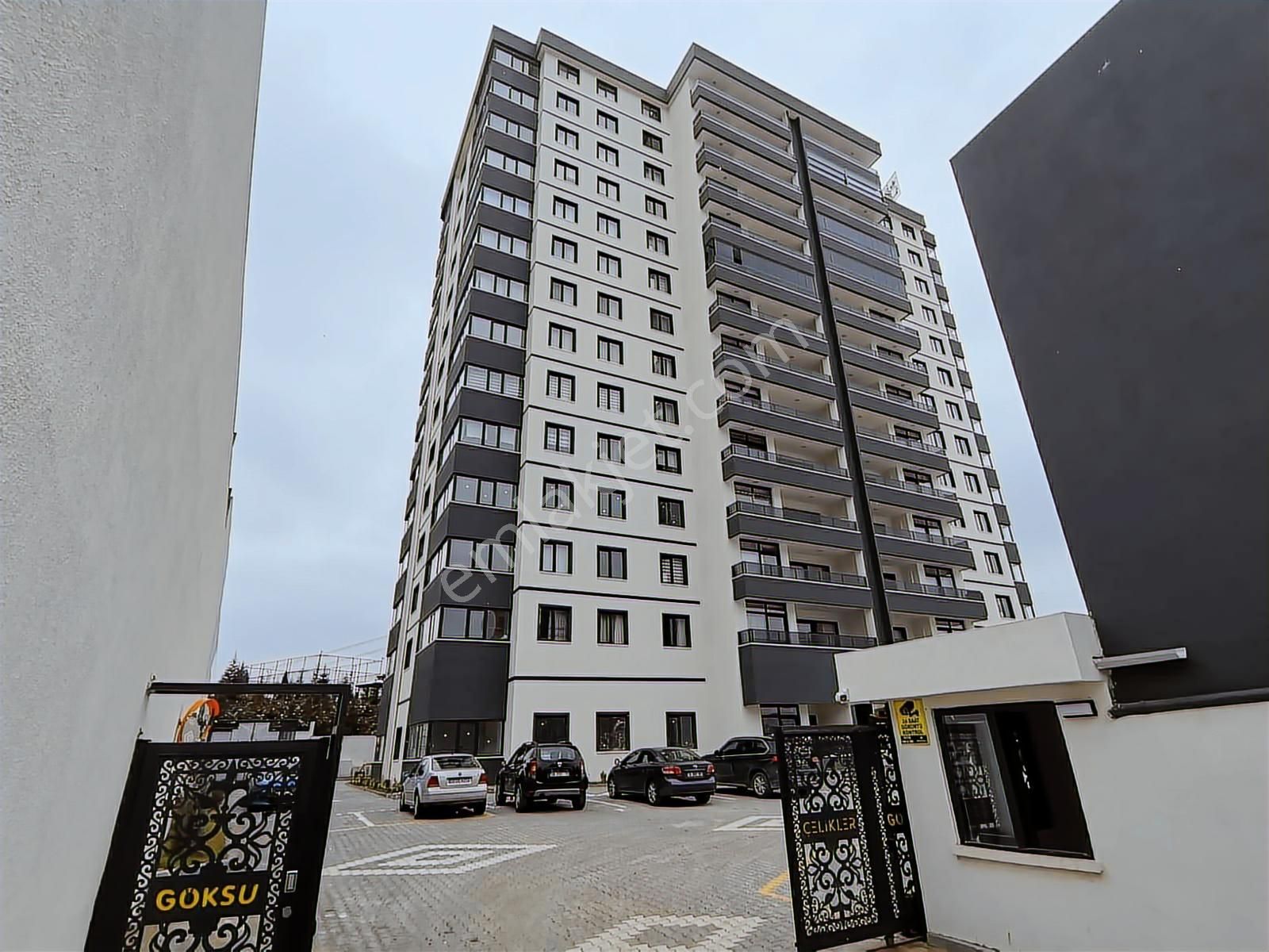 Susuz Merkezde Panoramik Manzaralı G.odalı 4,5+1 Kiralık Daire - Görsel 31