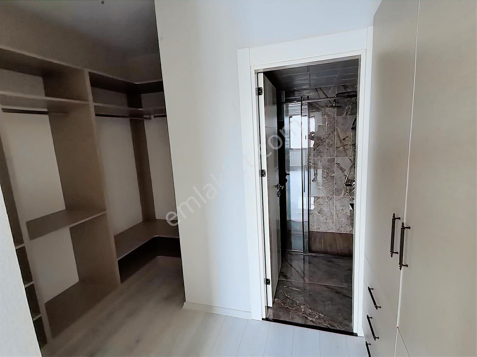 Susuz Merkezde Panoramik Manzaralı G.odalı 4,5+1 Kiralık Daire - Görsel 28