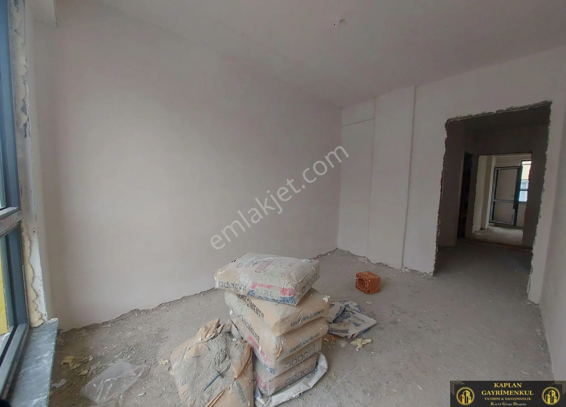 Kaplan Gayrimenkul’den Emek Mah Ali Fuat Güven Okulu Yakını 2+0 60 M² Satılık Daire - Görsel 4