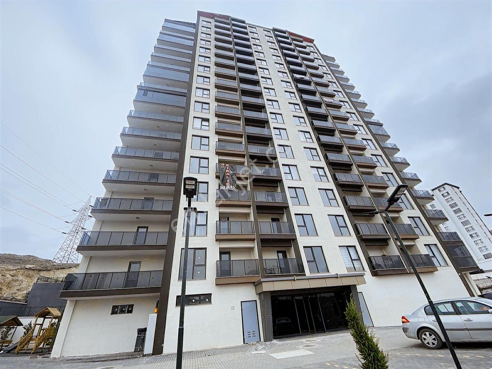 Meydan Göksu'da Panaoramik Göl Manzaralı 1+1 Satılık Daire - Görsel 10