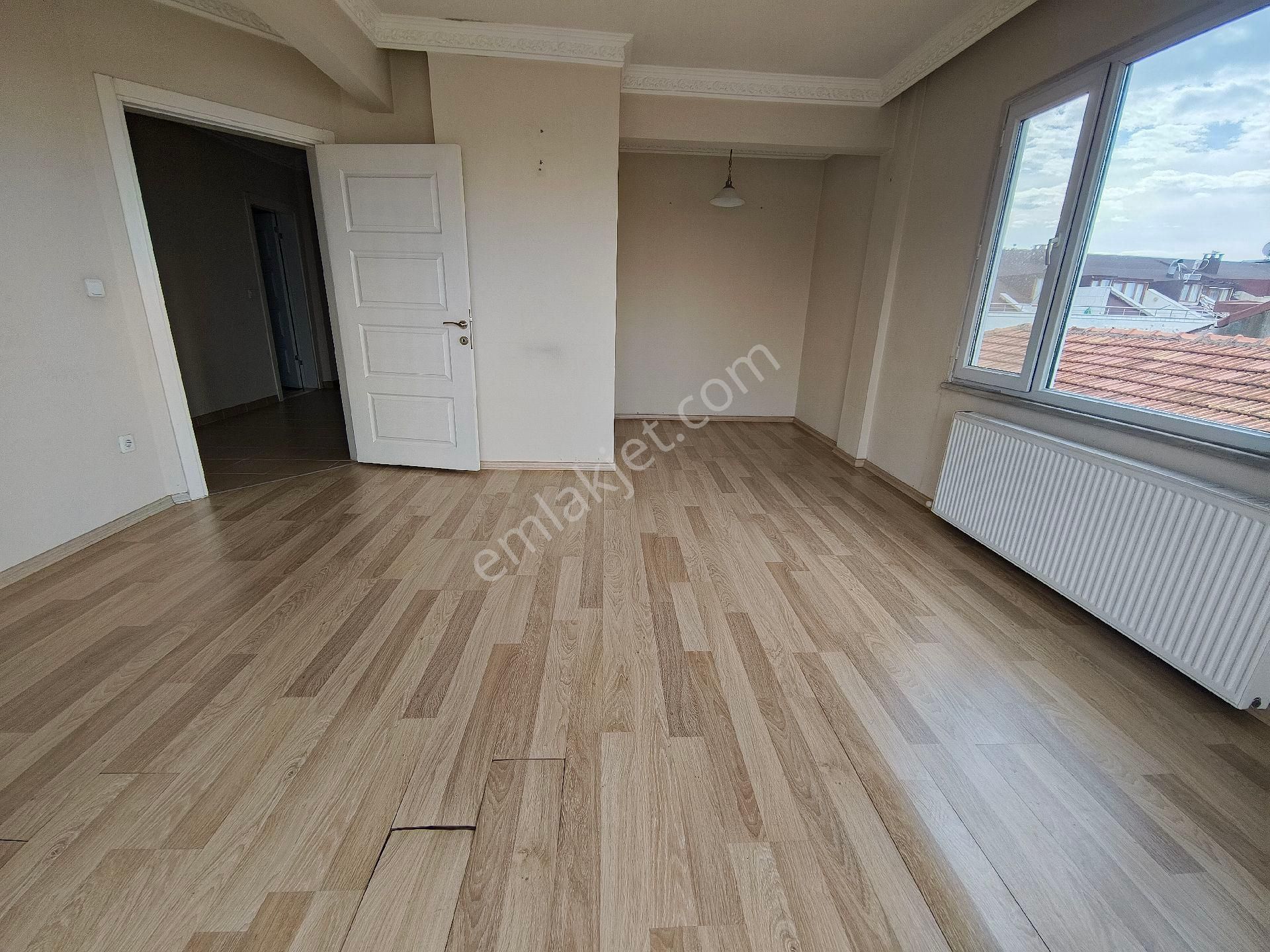 Güneyden Metroya 15 Dakika Yürüme 3+1.125 M2 Balkonlu Daire - Görsel 28