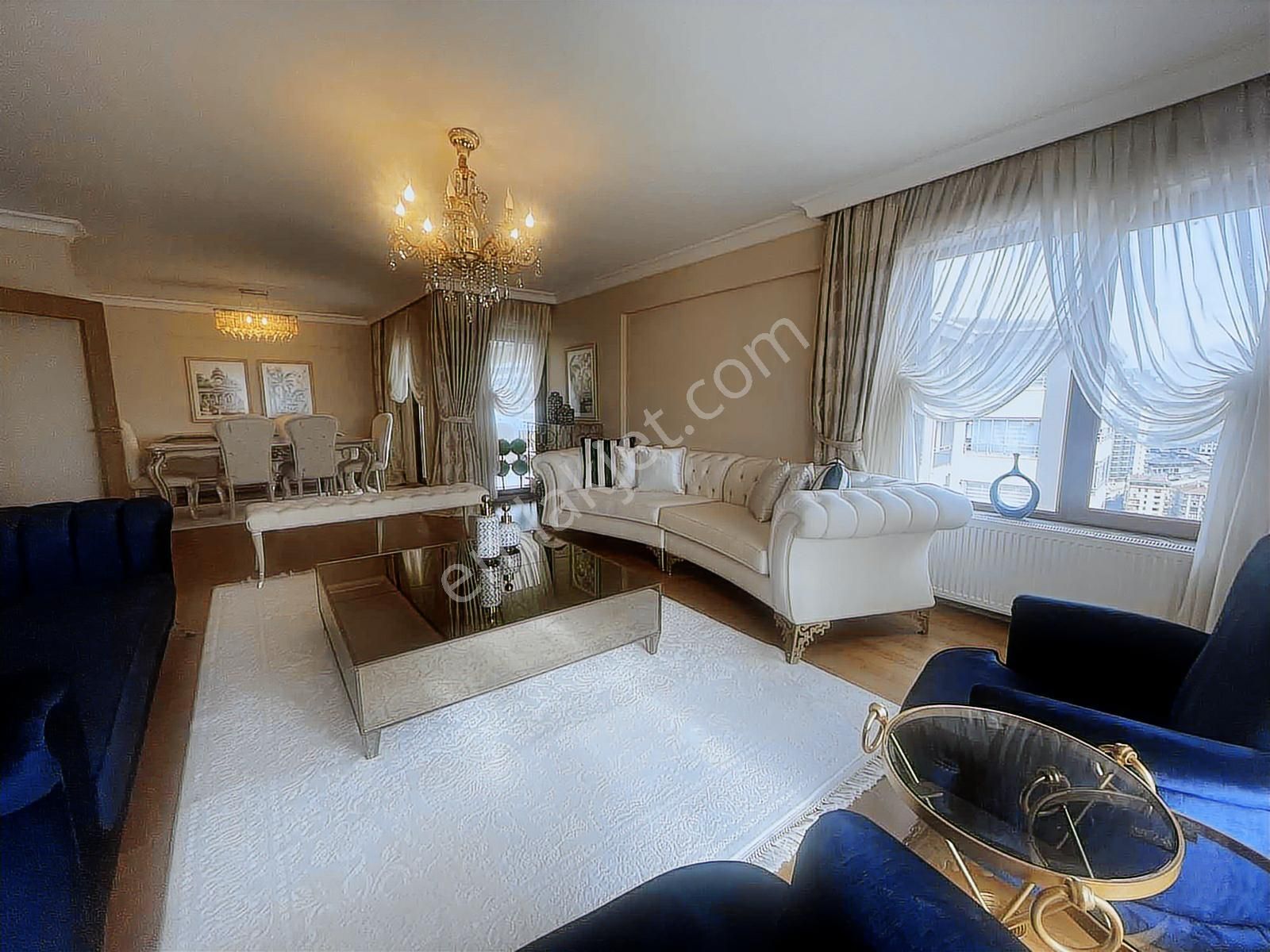 Modern İç Dekorasyon Ferah Kullanım Alanı Satılık Daire - Görsel 31