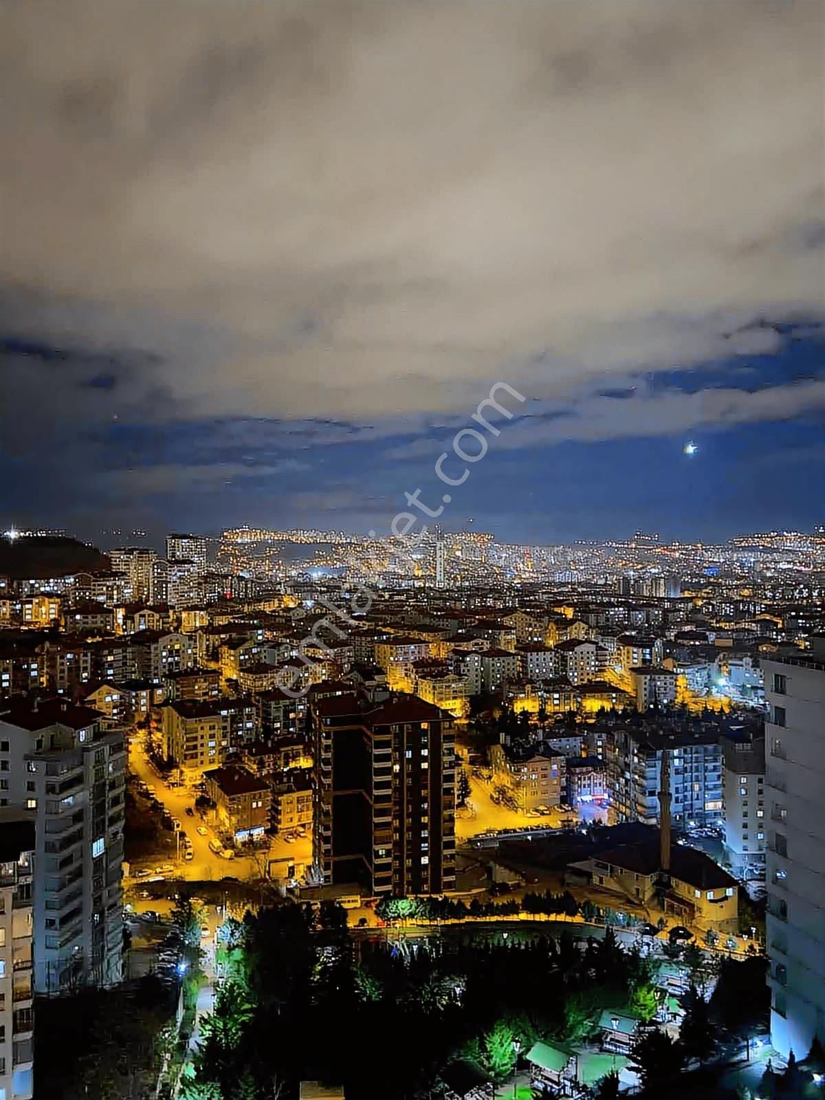 Modern İç Dekorasyon Ferah Kullanım Alanı Satılık Daire - Görsel 18