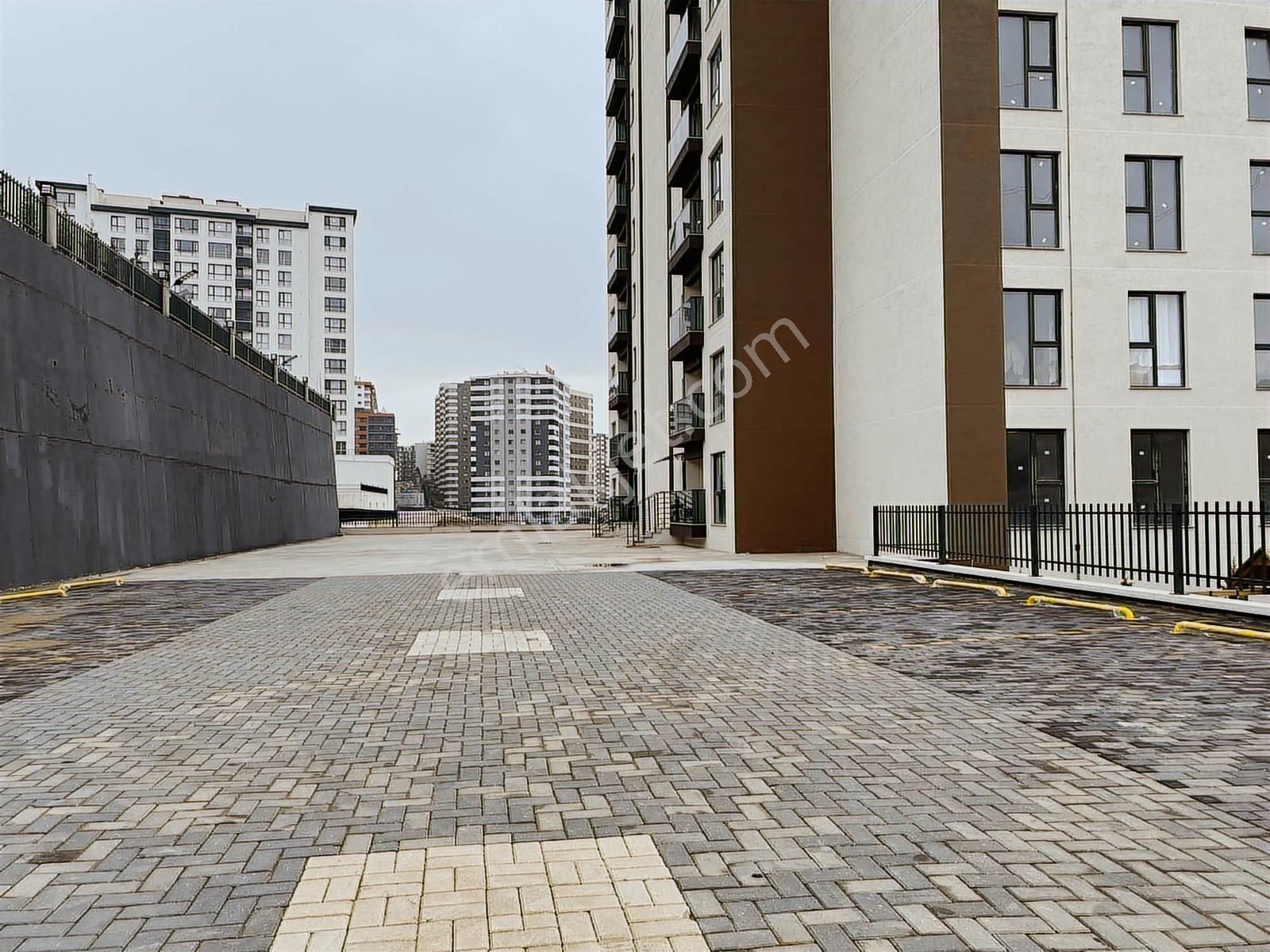 Meydan Göksu' Da Fırsat Yatırımlık 1+1 Sıfır Satılık Daire - Görsel 32