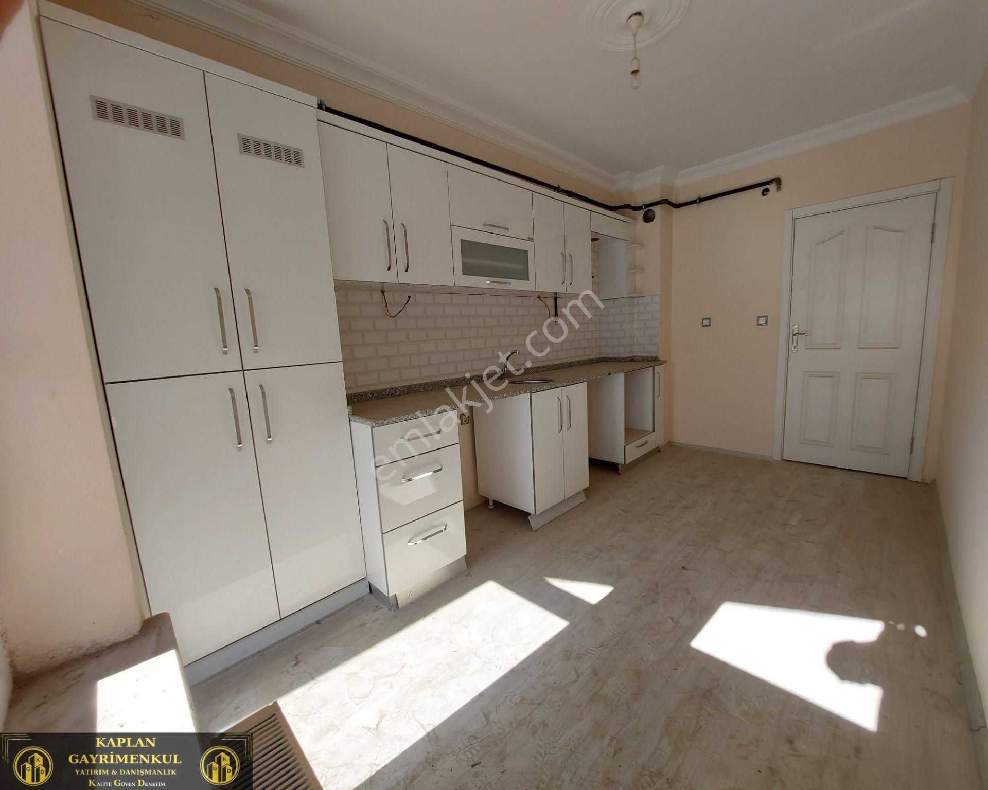🏡 Kaplan Gayrimenkul’den Zafer Mah. Derman Cad. Yakını 2+1 90 M² Satılık Arakat Daire - Görsel 4