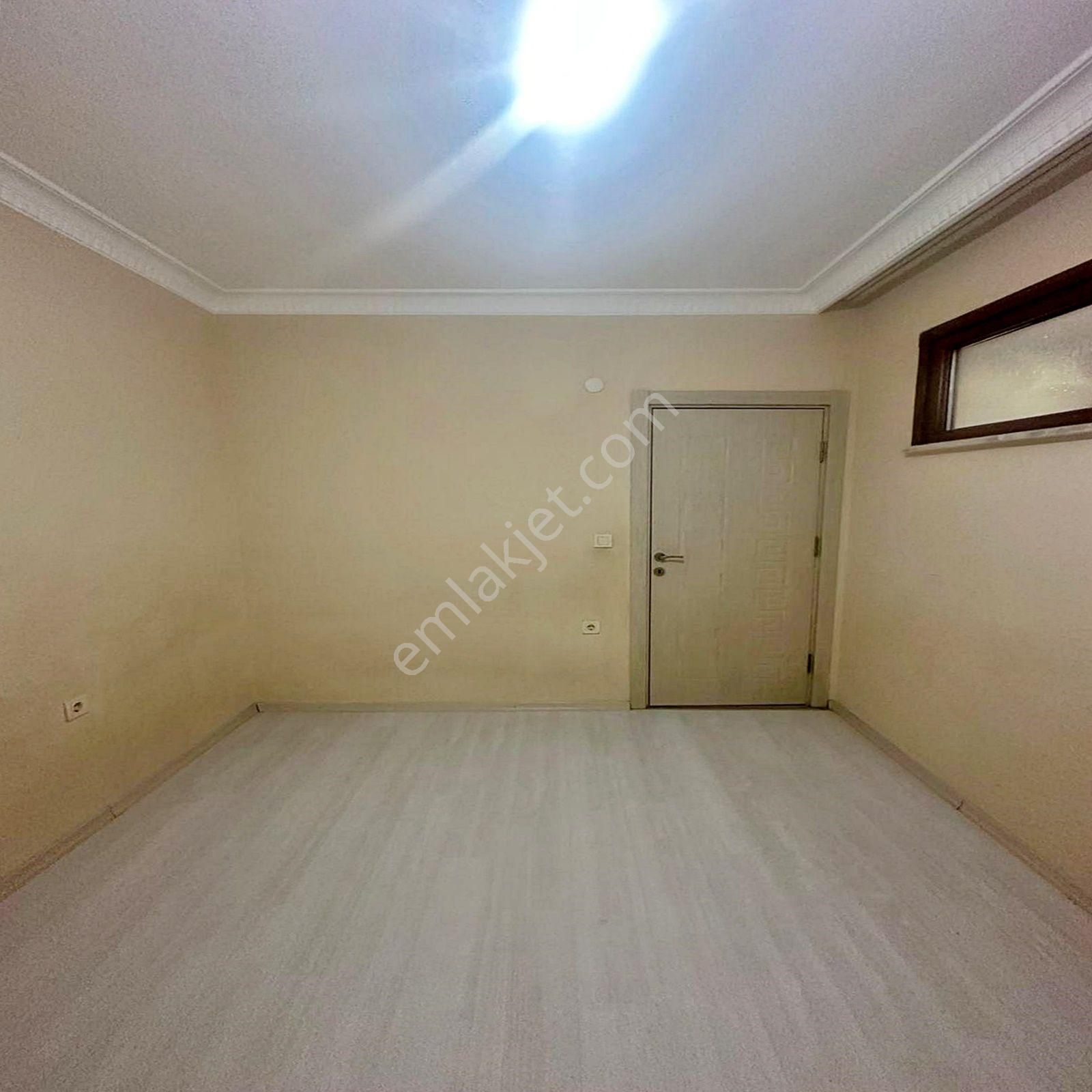 Talatpaşa Mahallesinde Satılık 2+1 Balkonlu Ara Kat Daire - Görsel 4