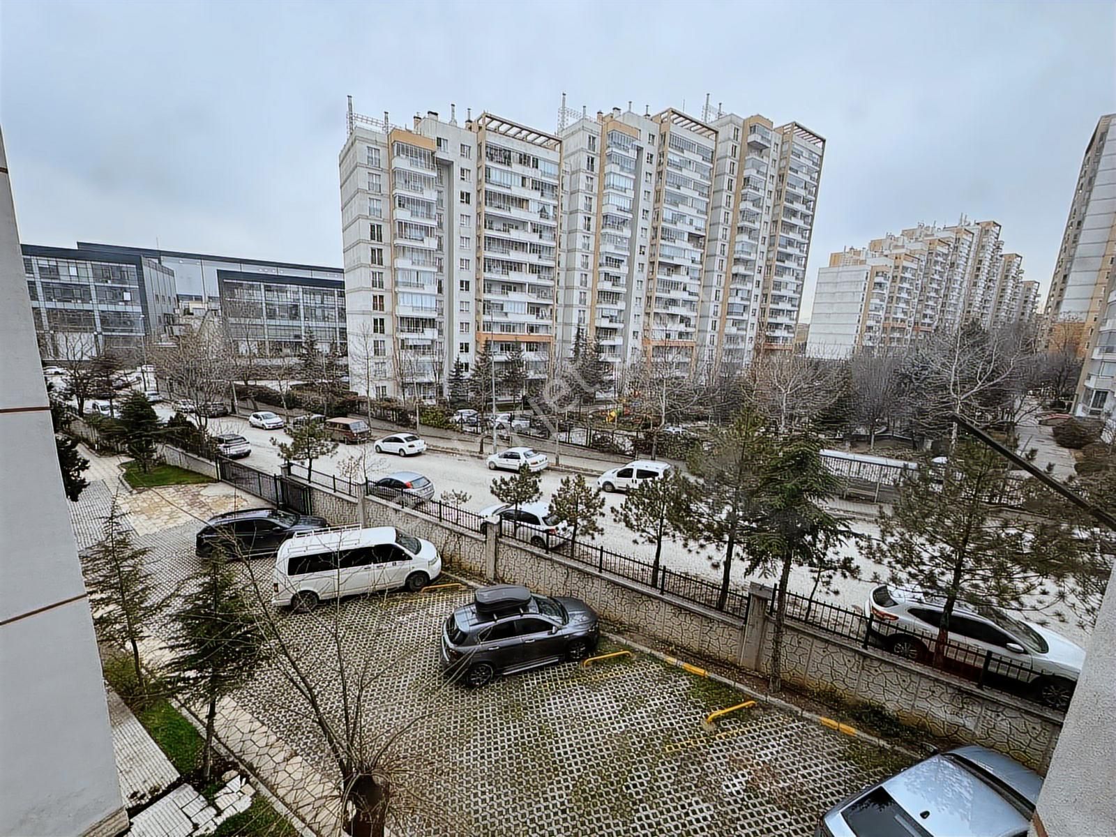 Serhat Mah. Muradım 92 Sit. 2.kat 3+1 Satılık Daire. - Görsel 16