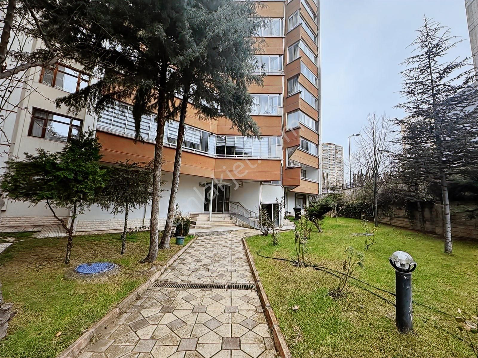 Serhat Mah. Muradım 92 Sit. 2.kat 3+1 Satılık Daire. - Görsel 5