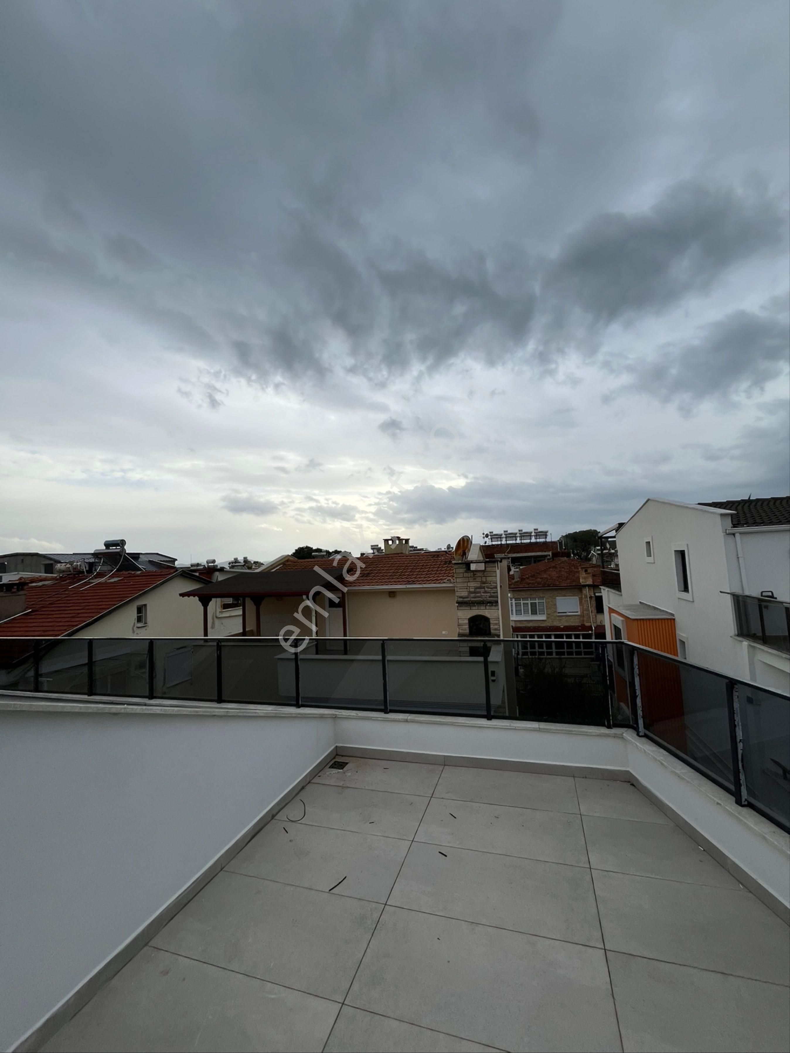 Durmuşoğlundan İkizçayda Denize 100m 2+1 Lüks Teras Kat Dubleks - Görsel 25