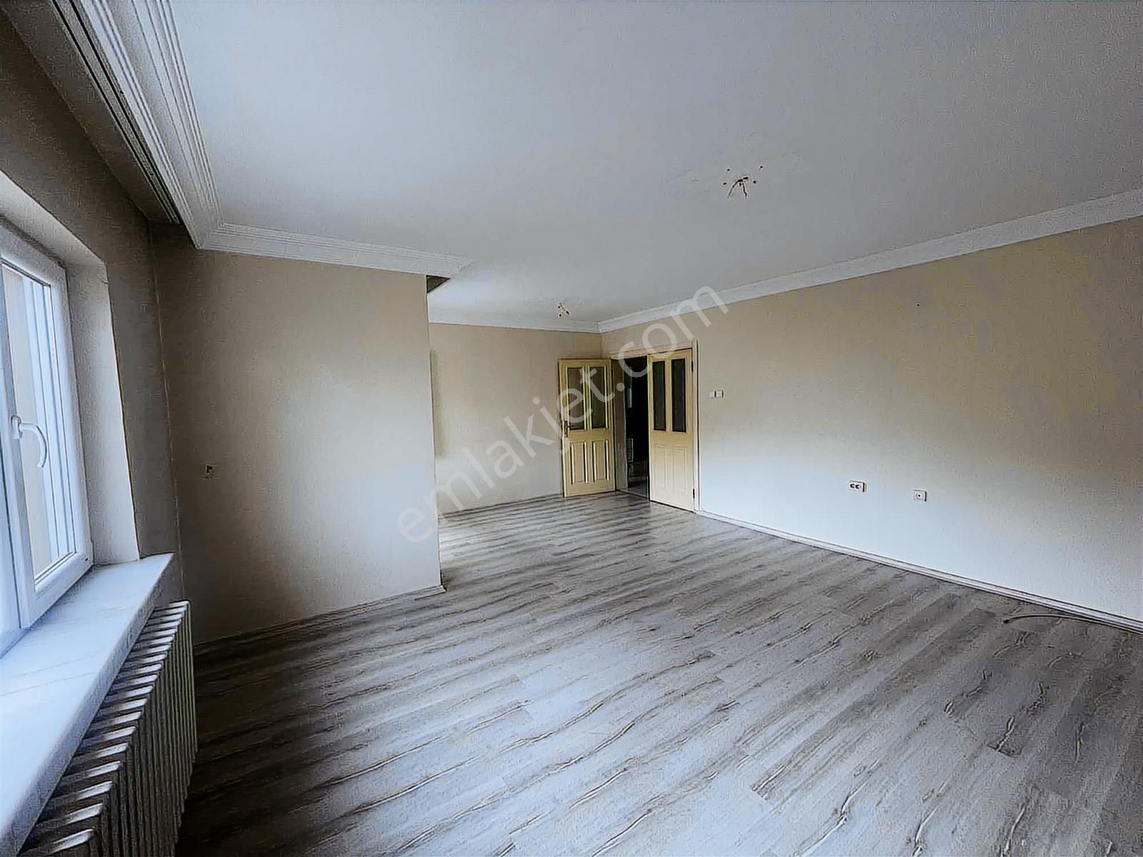 Demetevler Mah.sayıştay Sitesi Kiralık 3+1 Daire - Görsel 15