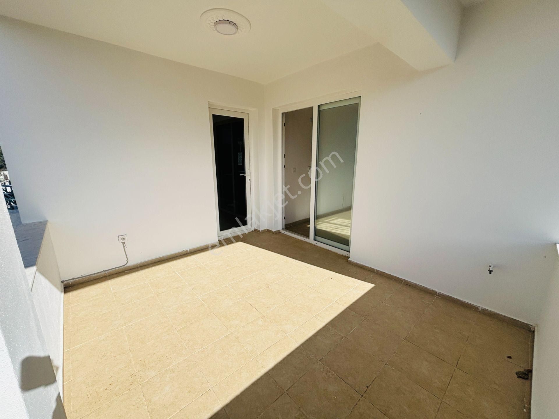 İzmir Seferihisar Ürkmez'de Bahçeli Ayrı Mutfak Masrafsız 2+1 Satılık Daire - Görsel 6