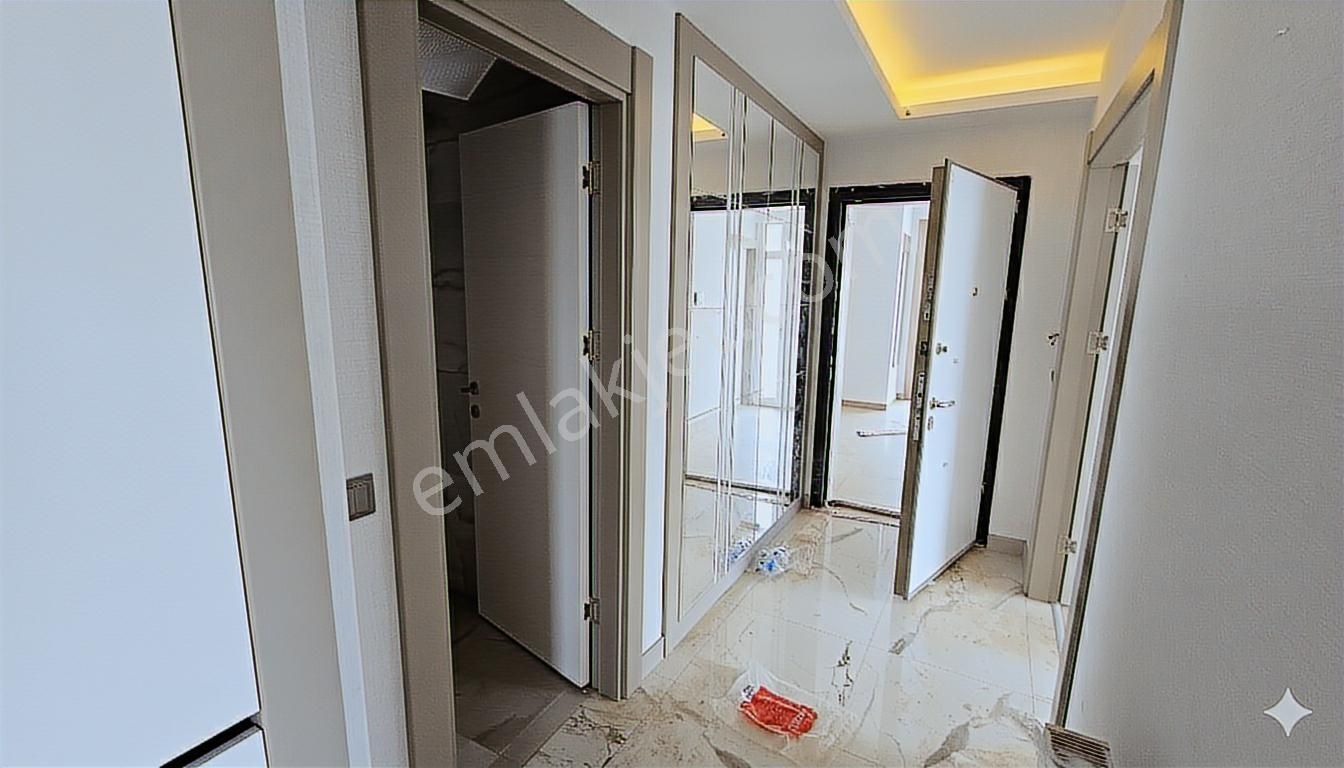 Törekent Mah. Serra Bulvar'da 8. Katta Kilerli 3+1 Satılık Daire - Görsel 16