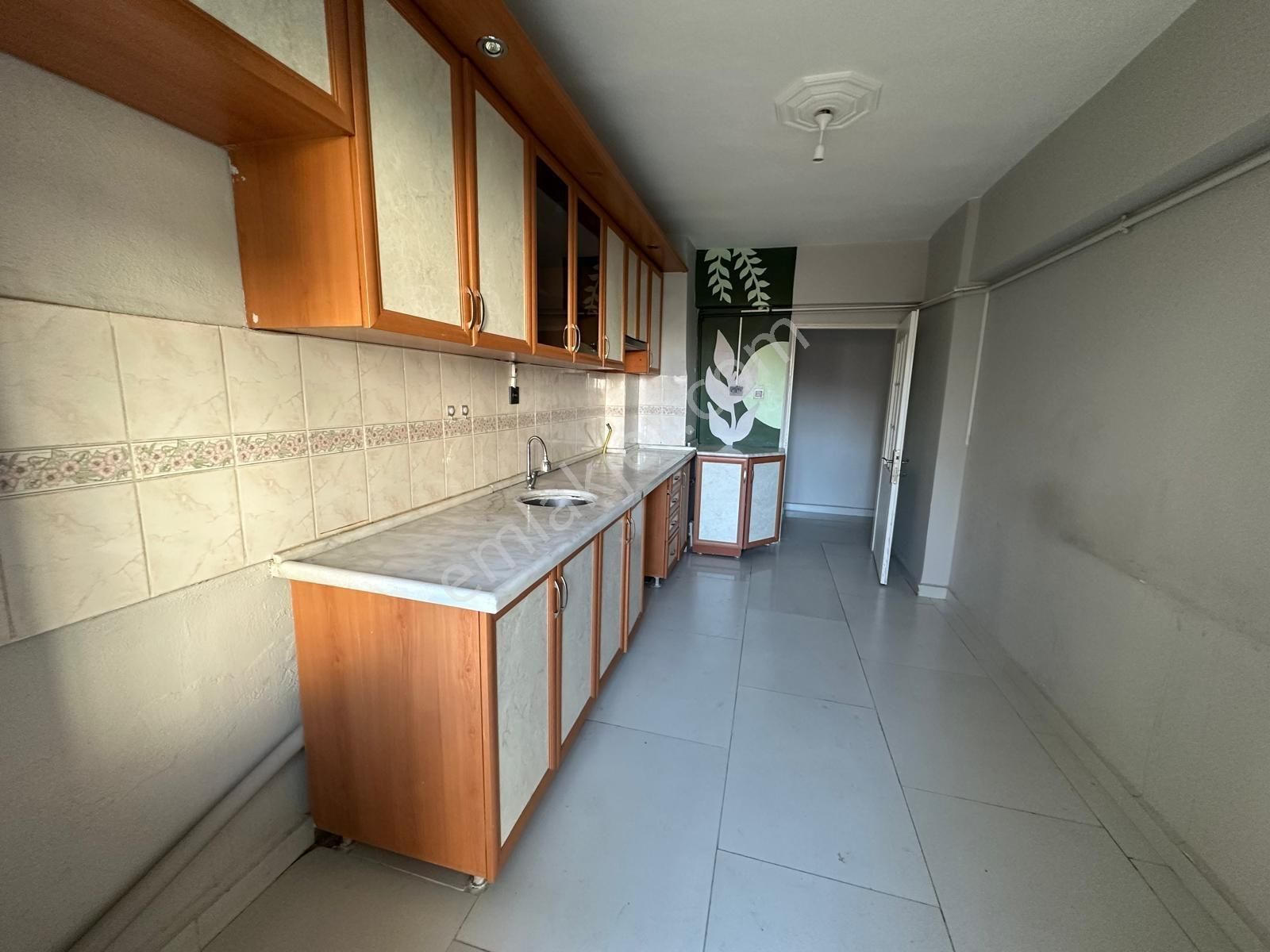 Yenimahalle Serhat Mah. Fazilet Sitesinde 3+1 Satılık Daire - Görsel 12