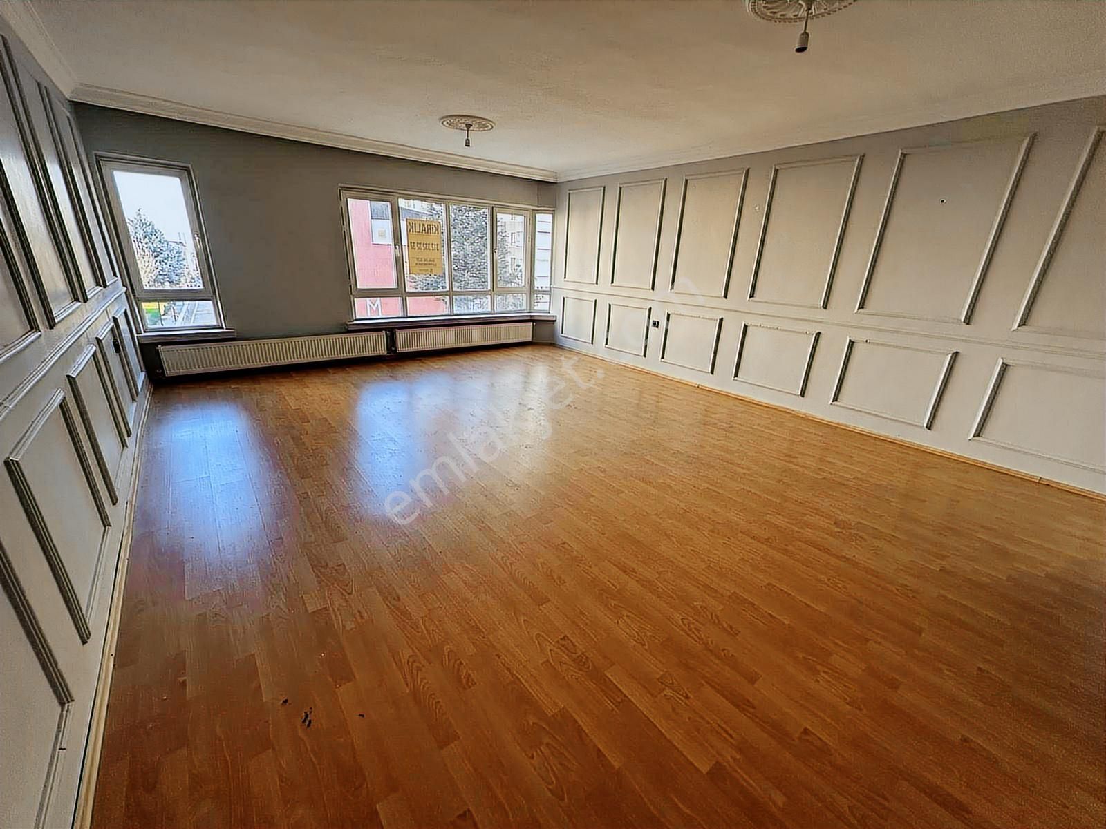 Yenimahalle Serhat Mah. Fazilet Sitesinde 3+1 Satılık Daire - Görsel 6