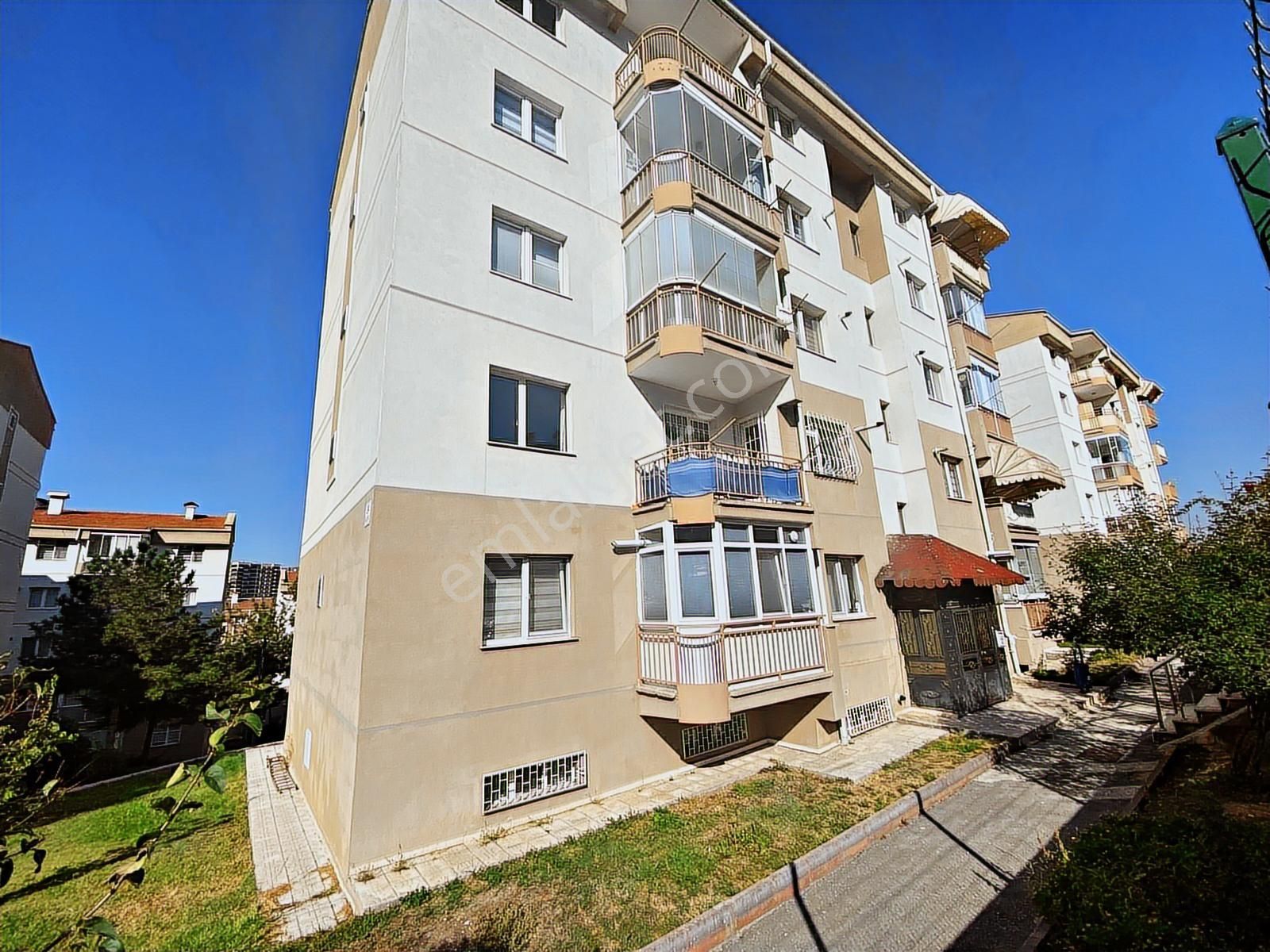 Batıkentte Ful Yapılı Geniş Ferah 3+1 Kiralık Diare - Görsel 5
