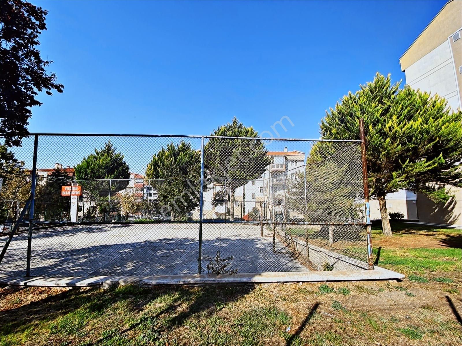 Batıkentte Ful Yapılı Geniş Ferah 3+1 Kiralık Diare - Görsel 26