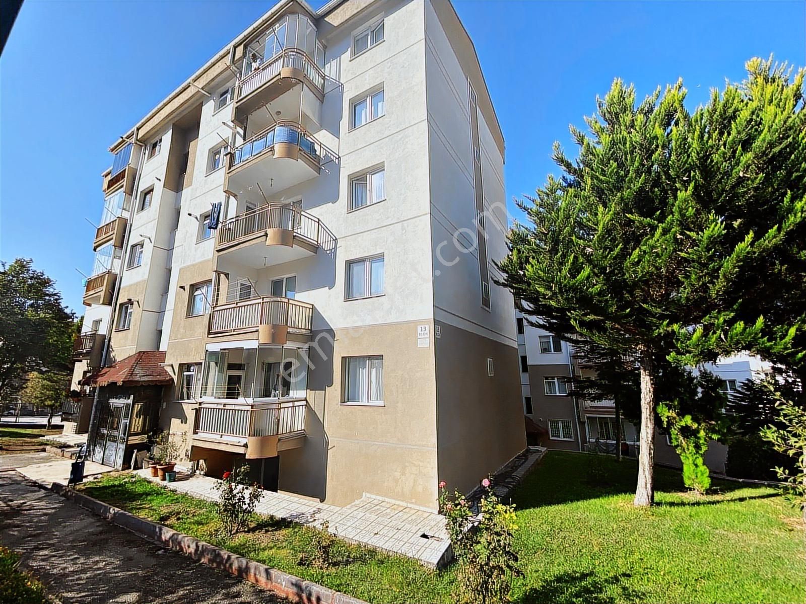 Batıkentte Ful Yapılı Geniş Ferah 3+1 Kiralık Diare - Görsel 4