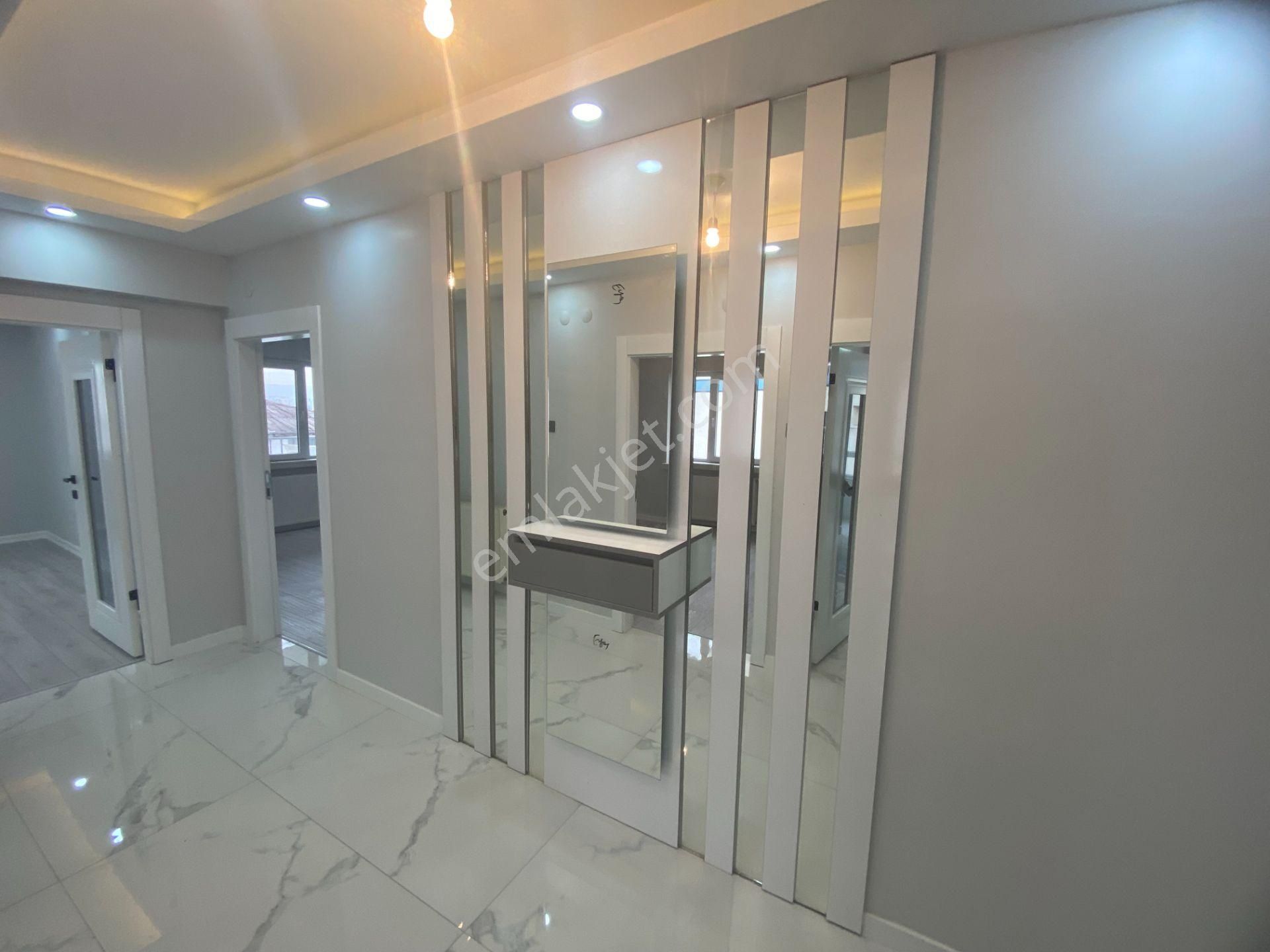 Umut 19 Dan Elvan Mah. Geniş Lüks Yapılı 3+1 Satılık Daire! - Görsel 20