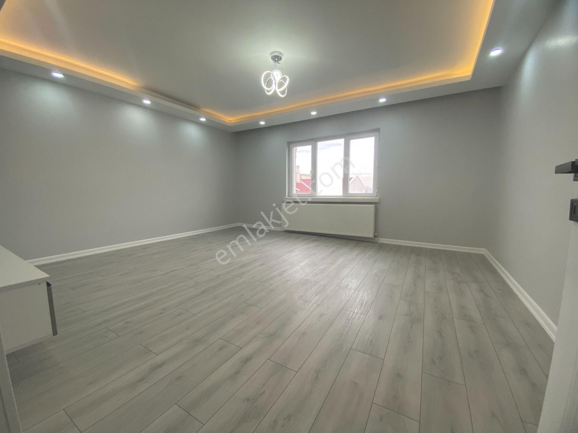 Umut 19 Dan Elvan Mah. Geniş Lüks Yapılı 3+1 Satılık Daire! - Görsel 2