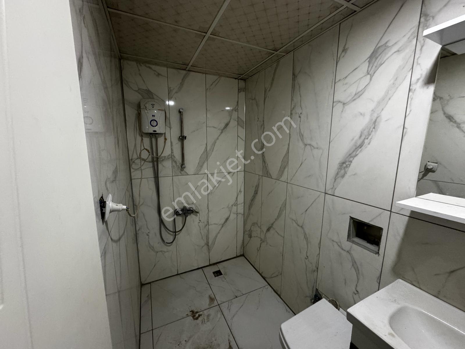 Emlak 72 Den Öz Yaşam Plaza'da Eşyalı Kiralık 1+1 Daire( Ofis) - Görsel 11