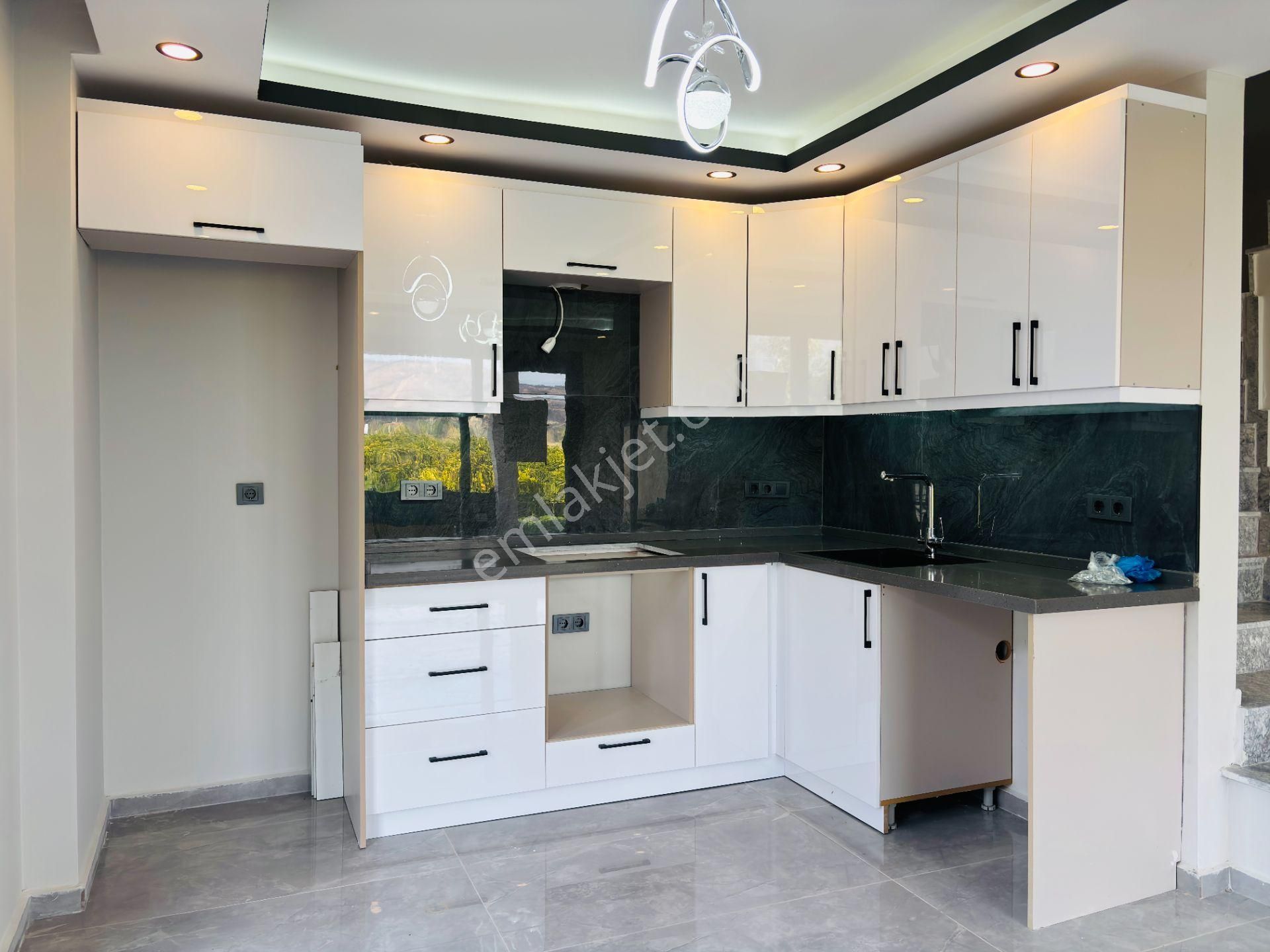 İzmir Seferihisar Payamlı Mahallesi’nde 3+1 Satılık Villa