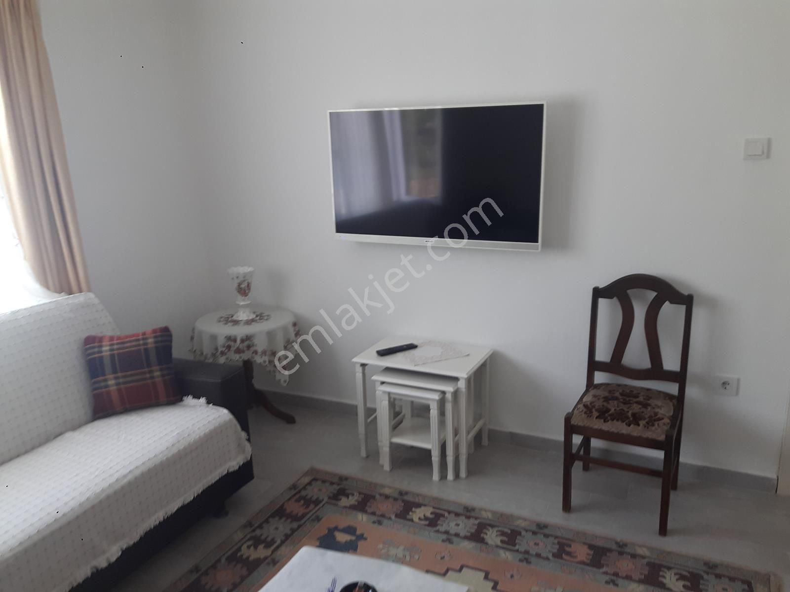 Çeşme Merkezde Yıllık Kiralık Daire
