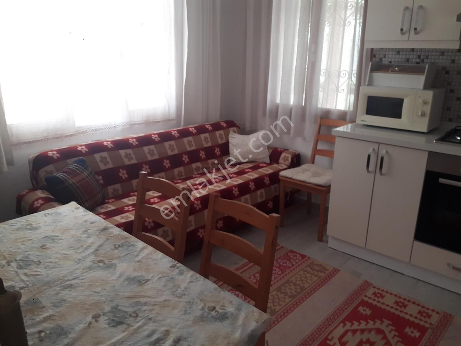 Çeşme Merkezde Yıllık Kiralık Daire - Görsel 5