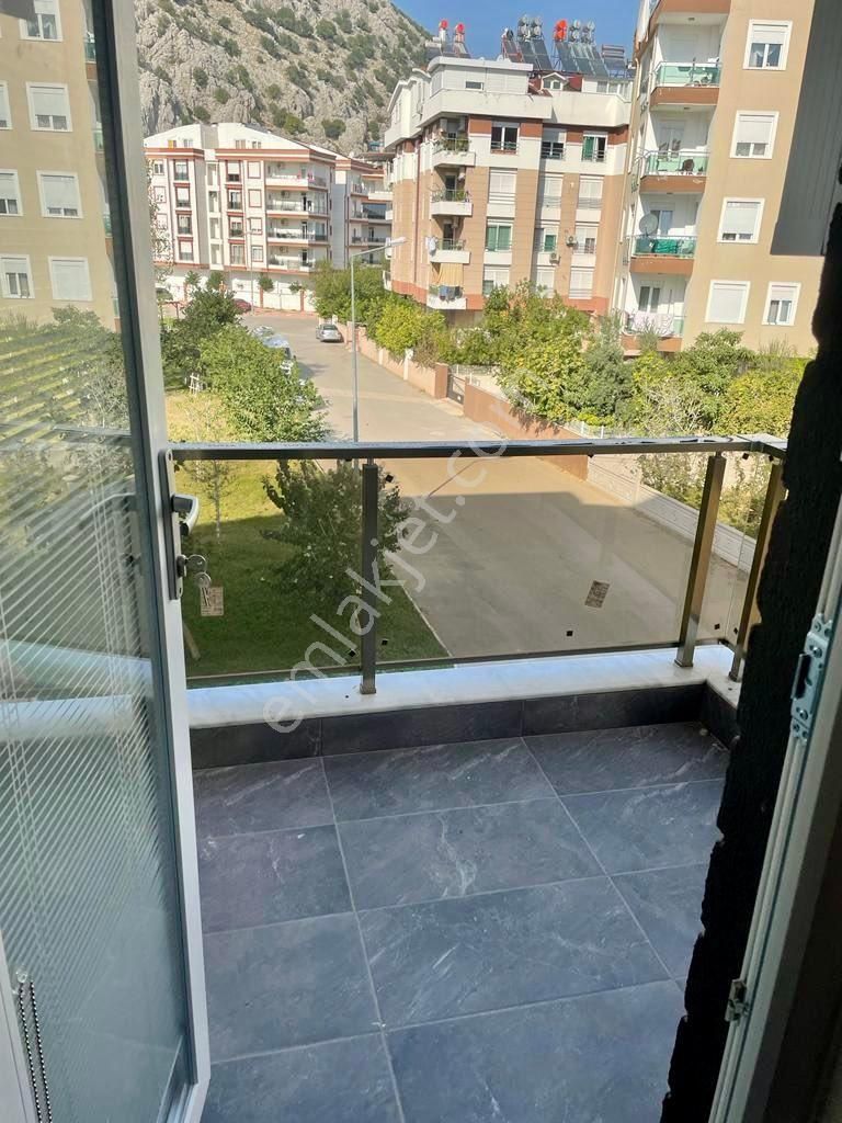 Konyaaltı Hurma Mah.lüx Siteiçi Doğalgazlı 1+1 Daire - Görsel 9