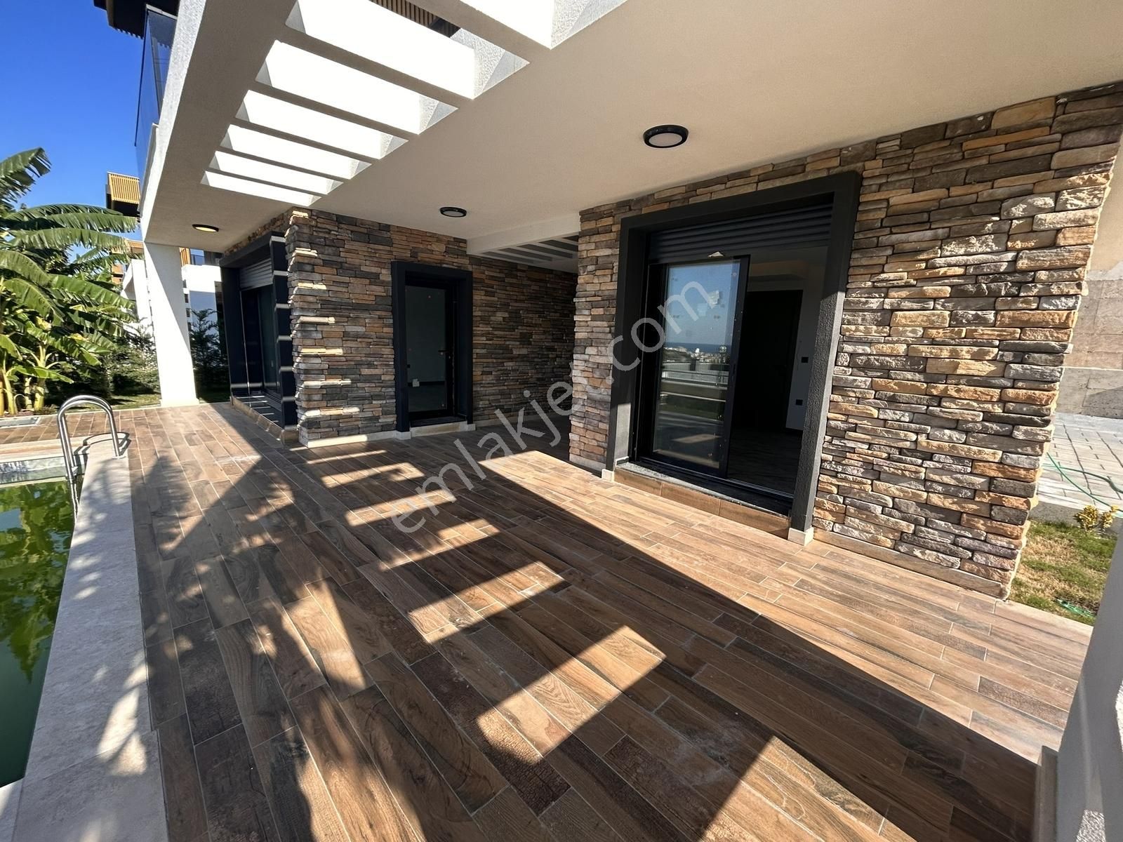 Kuşadası Karaova Da Müstakil 4+1 Deniz Manzaralı Satılık Villa - Görsel 23