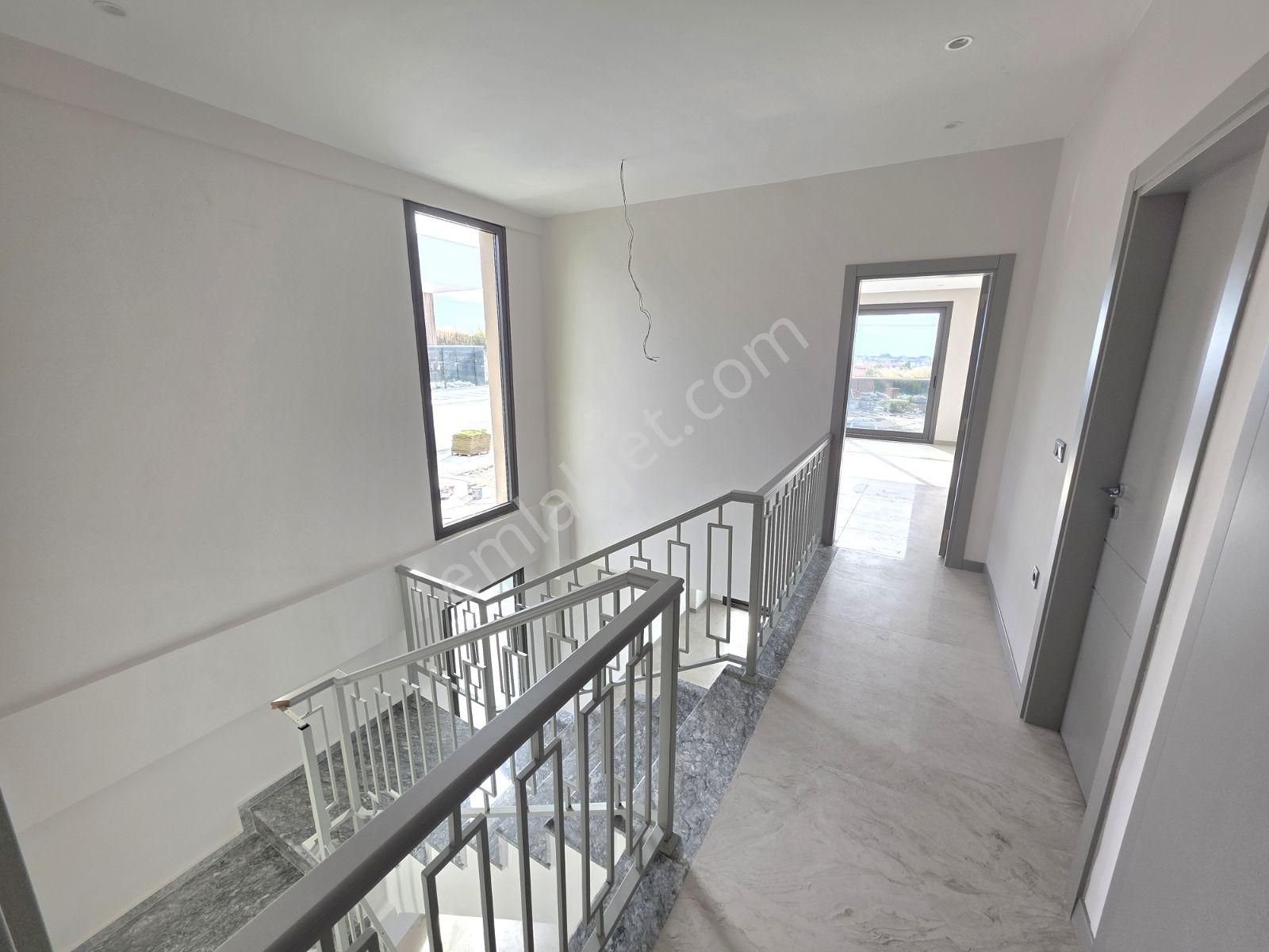 Acil Fırsat Kuşadası Soğucak Ta Sıfır Müstakil Lüks 4+1 Villa - Görsel 25