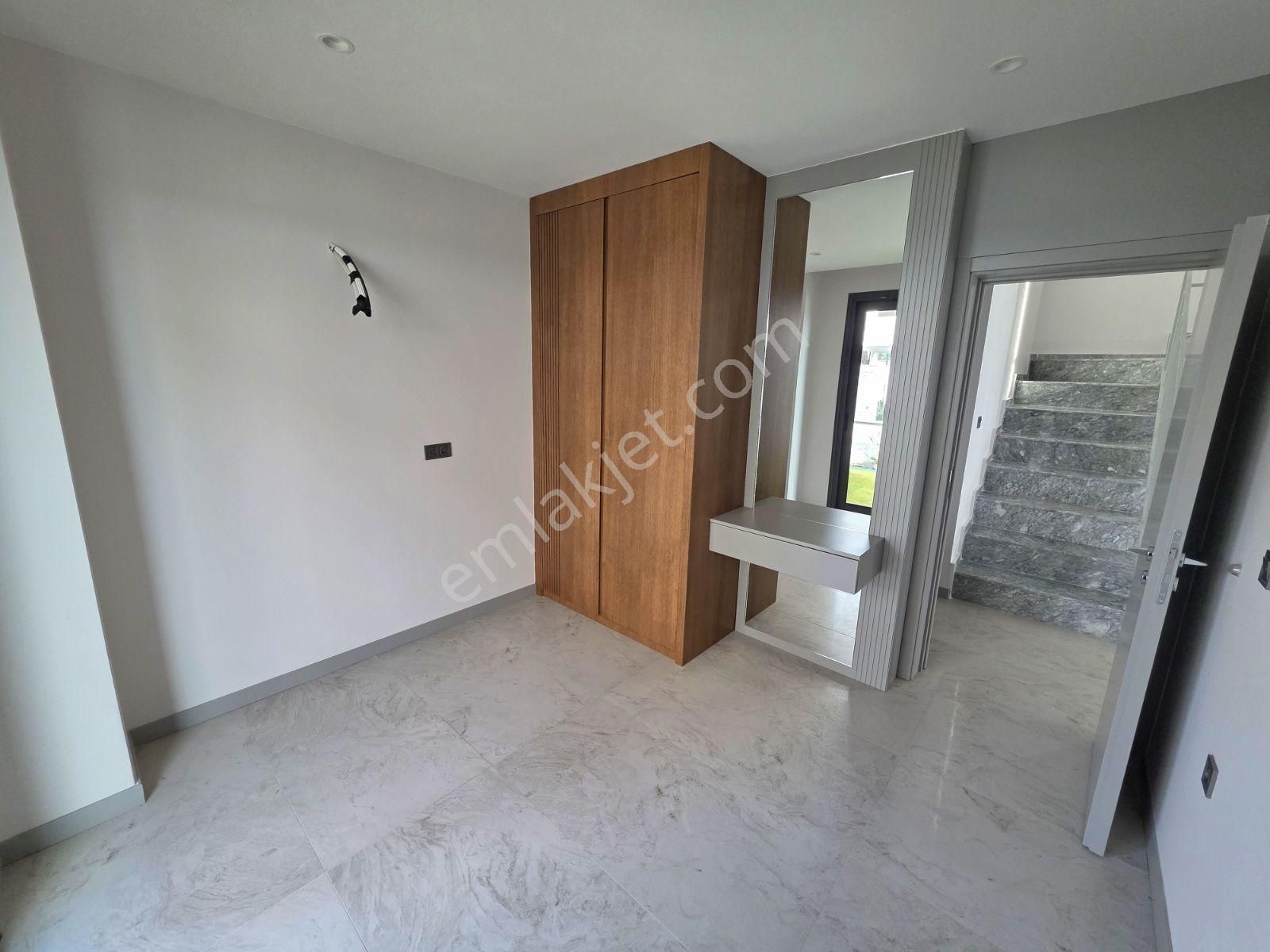 Acil Fırsat Kuşadası Soğucak Ta Sıfır Müstakil Lüks 4+1 Villa - Görsel 13