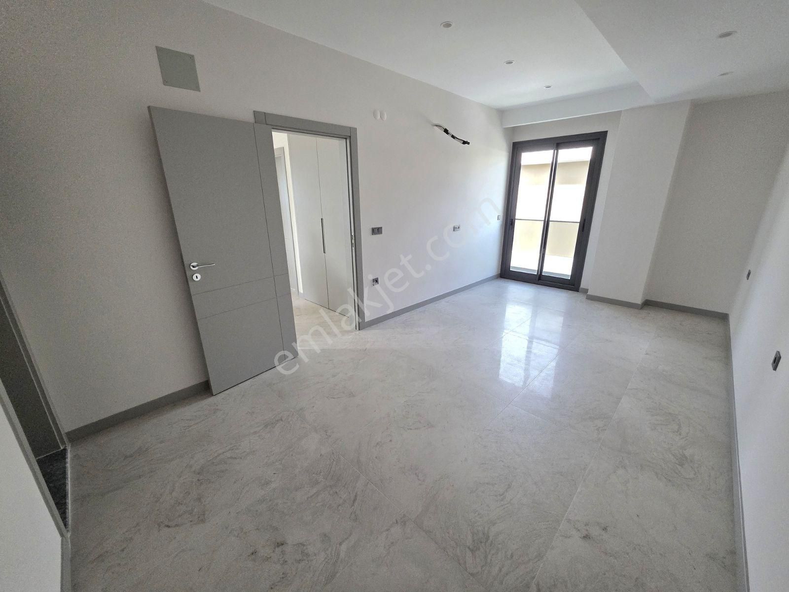 Acil Fırsat Kuşadası Soğucak Ta Sıfır Müstakil Lüks 4+1 Villa - Görsel 10