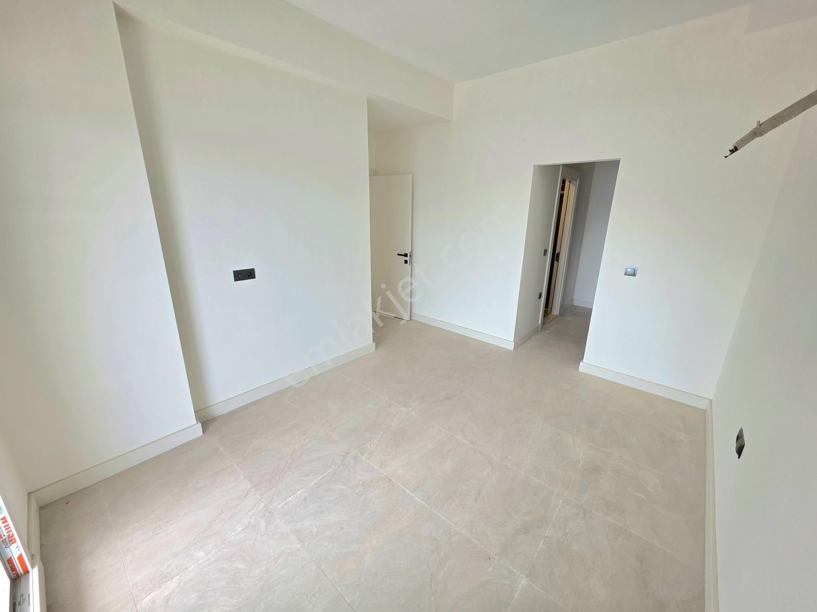 Kuşadası Değirmendere'de Satılık 3+1 Sıfır Daire - Görsel 17