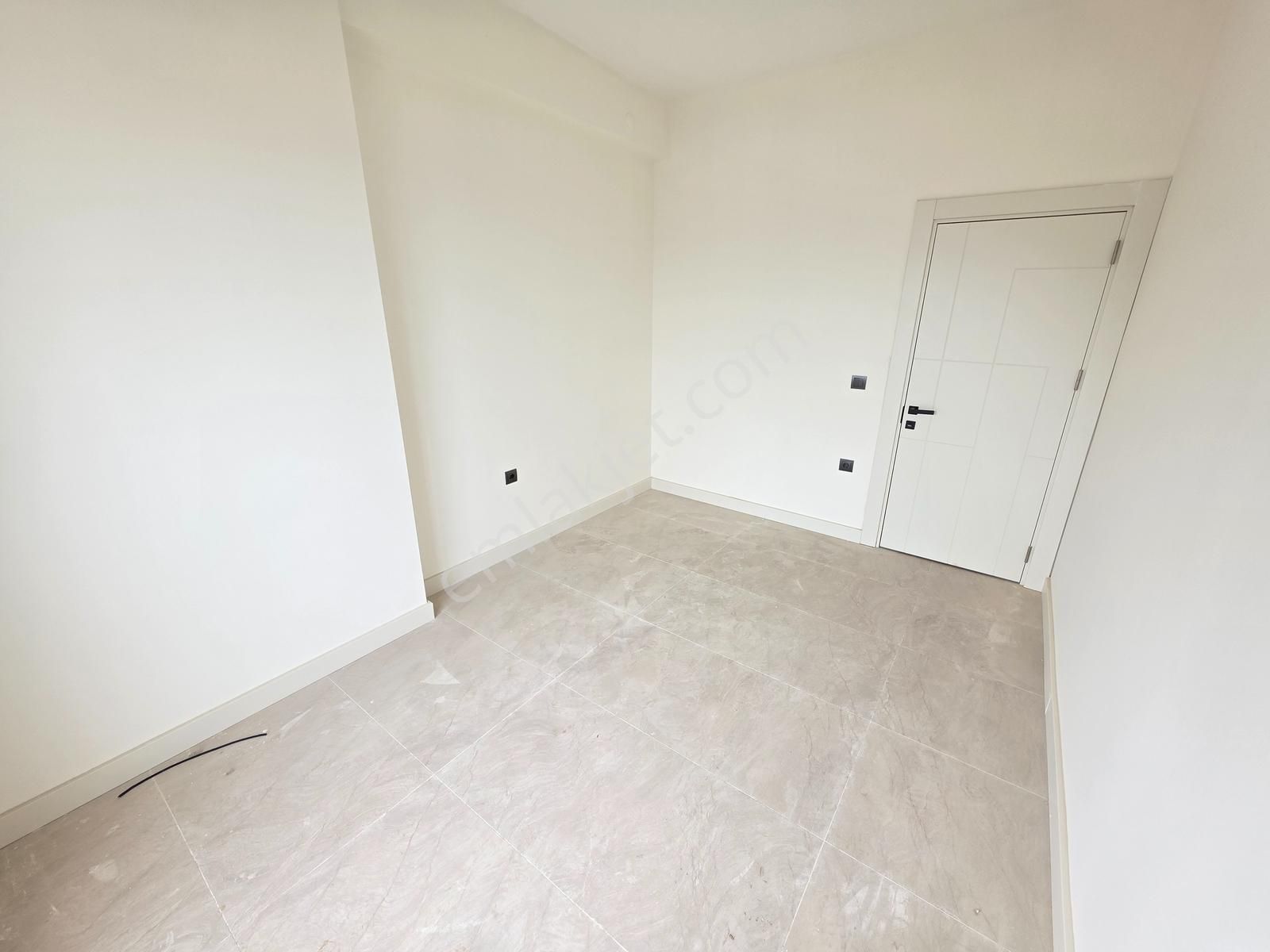 Kuşadası Değirmendere'de Satılık 3+1 Sıfır Daire - Görsel 2