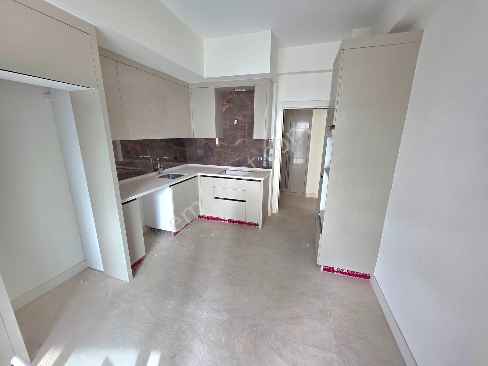 Kuşadası Değirmendere'de Satılık 3+1 Sıfır Daire - Görsel 8