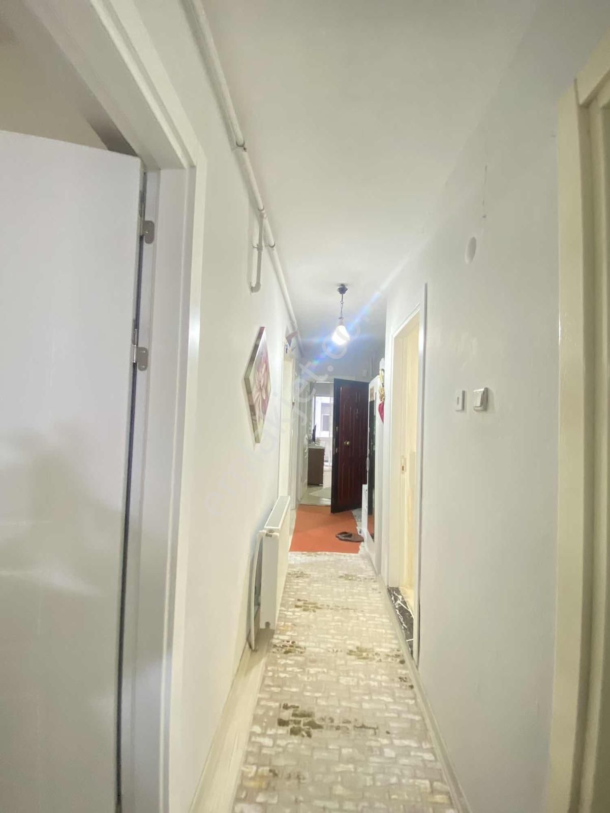 Akalın'dan Metro Yakını 3+1 Doğalgazlı Geniş K.mutfak Balkonlu - Görsel 6