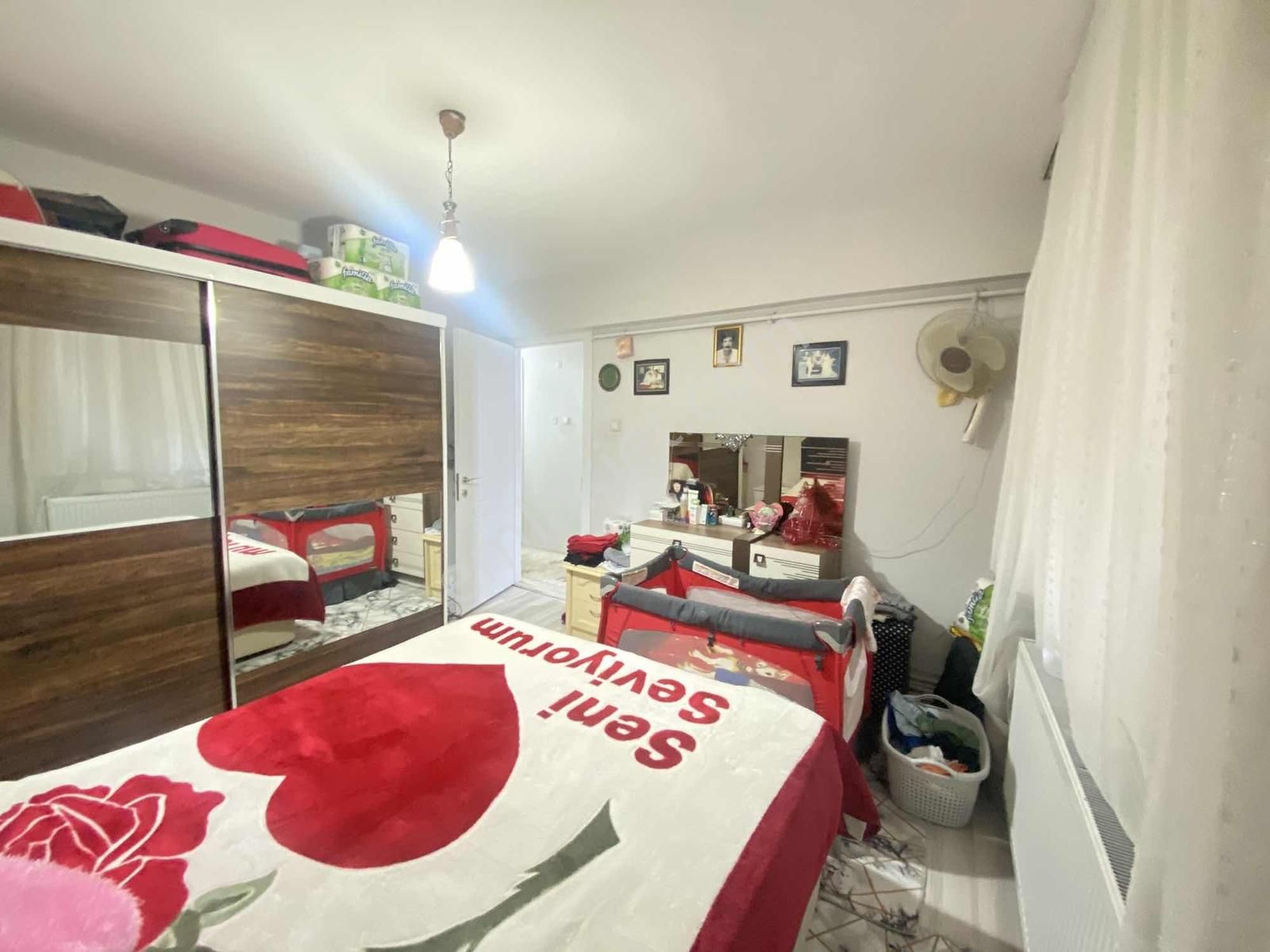 Akalın'dan Metro Yakını 3+1 Doğalgazlı Geniş K.mutfak Balkonlu - Görsel 12