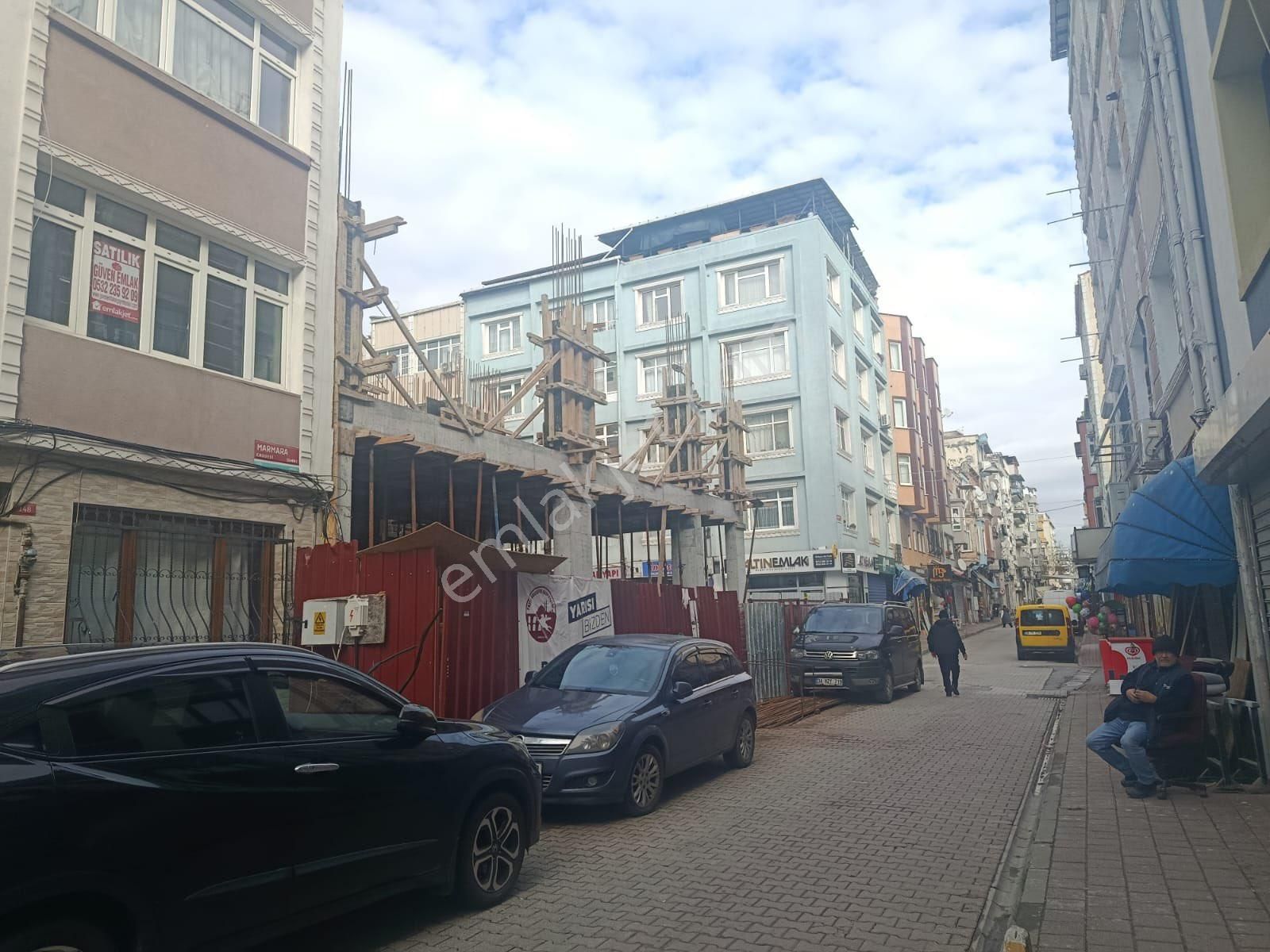 Ecem Emlaktan Kocamustafapaşa Cumartesi Pazarında 1 Ara Kat Boş - Görsel 10