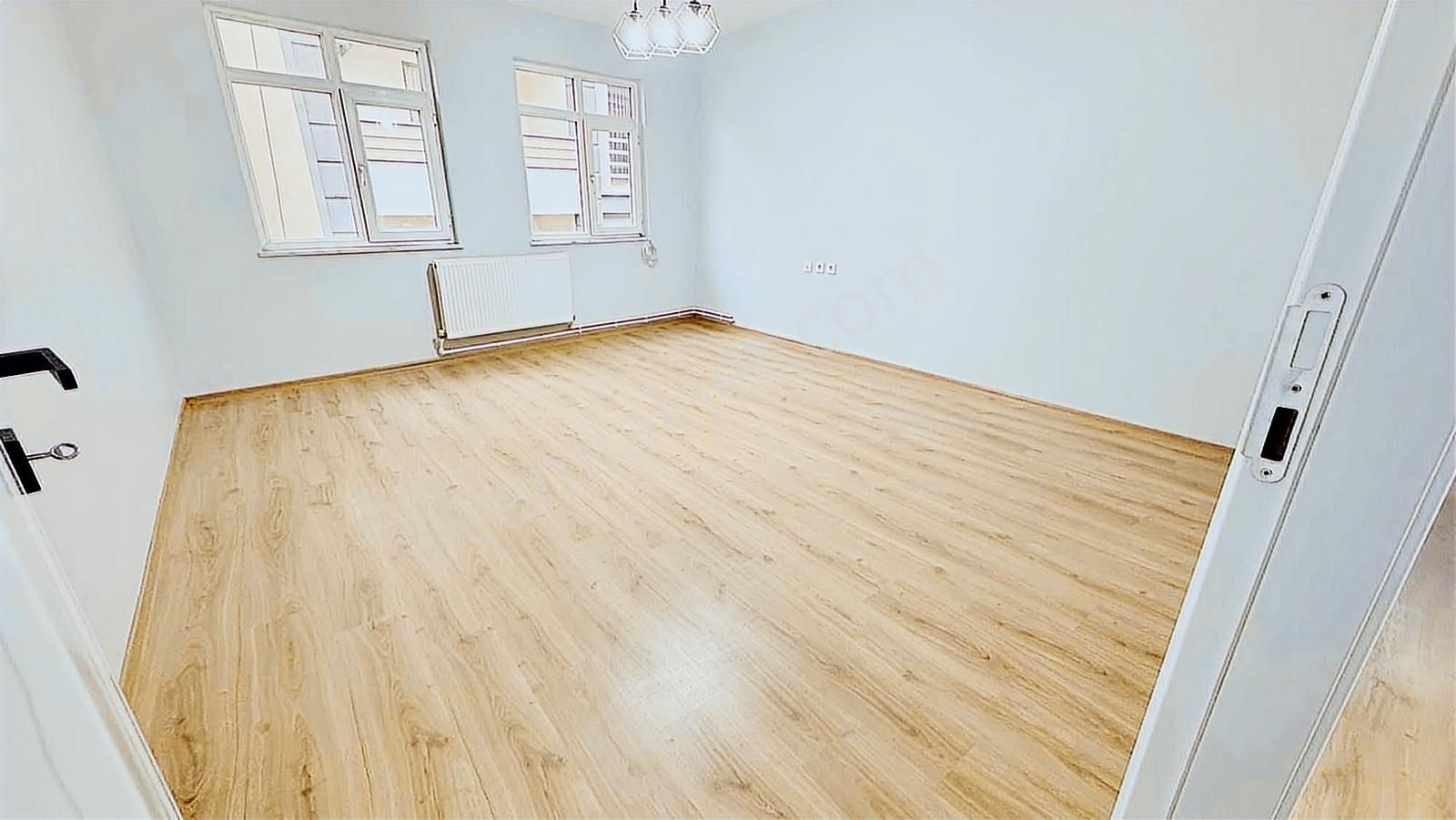 Meydanda Satılık Lüks Daire&ofis
