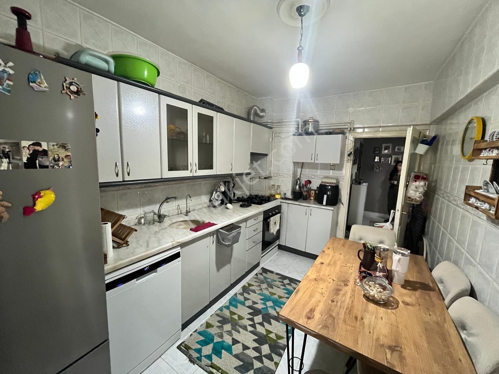 Koza Emlak'tan Akşemsettin Mahalesinde Katta Yapılı Bağımsız Köşe Bina Da 3+1 Satılık Dairee - Görsel 4