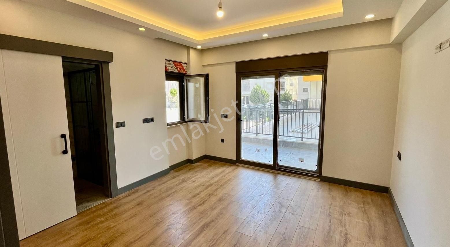 Aksu Macun Mahallesinde Site İçerisinde 3+1 Kiralık Daire - Görsel 4