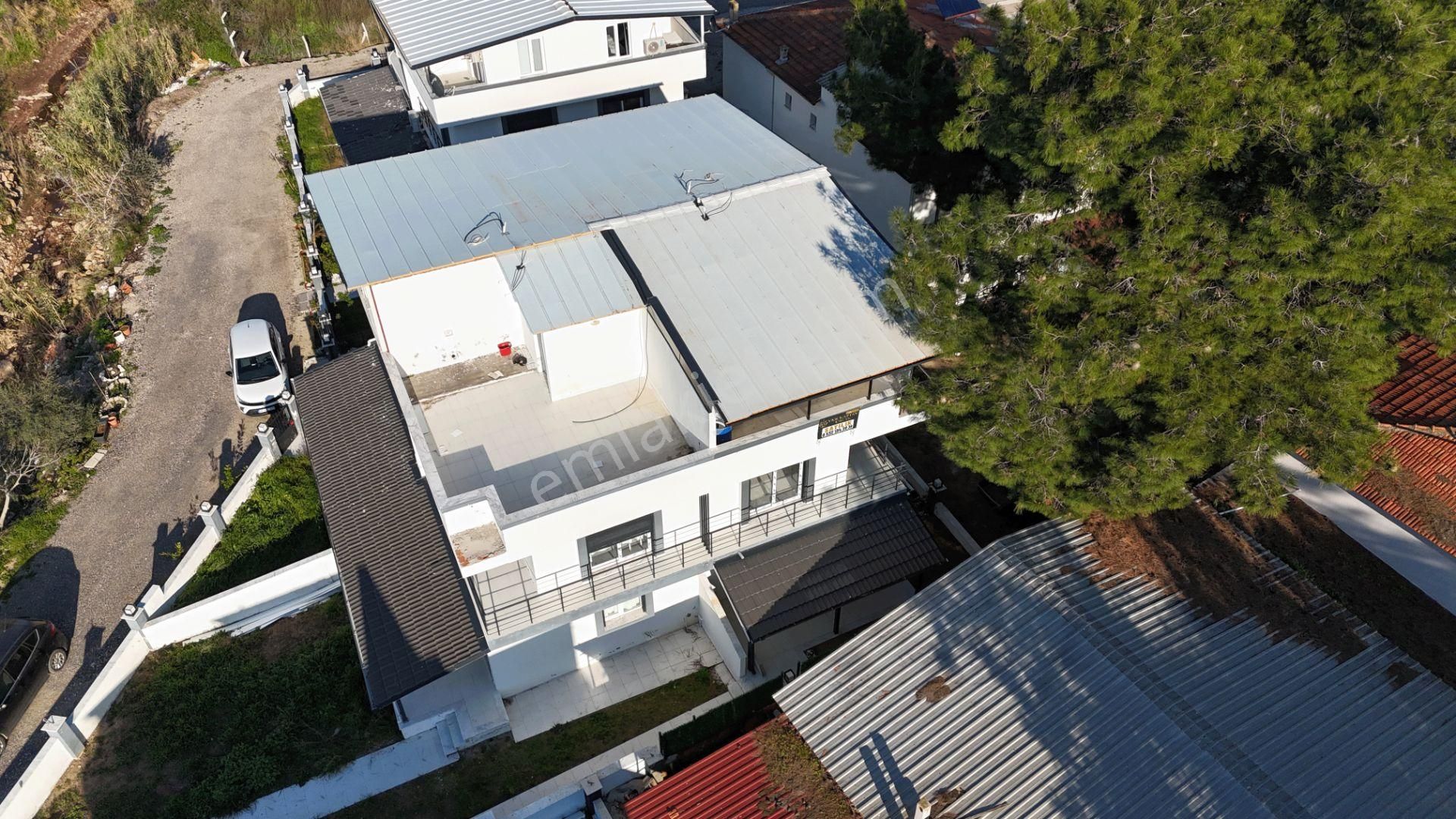 İzmir Seferihisar Payamlı Köyü İçerisinde Ebeveyn Banyolu 2+1 Satılık Villa - Görsel 2