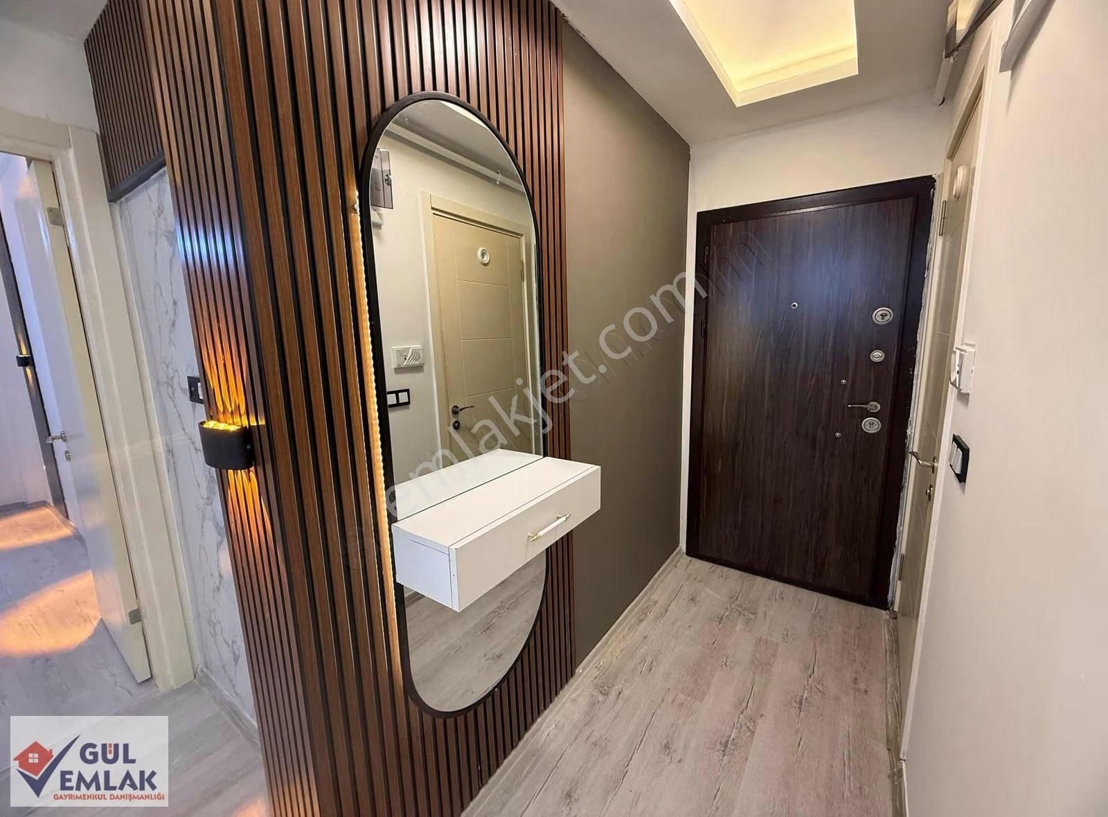 Dizayn İle Emsallerinden Farklı 1+1 Teraslı Daire