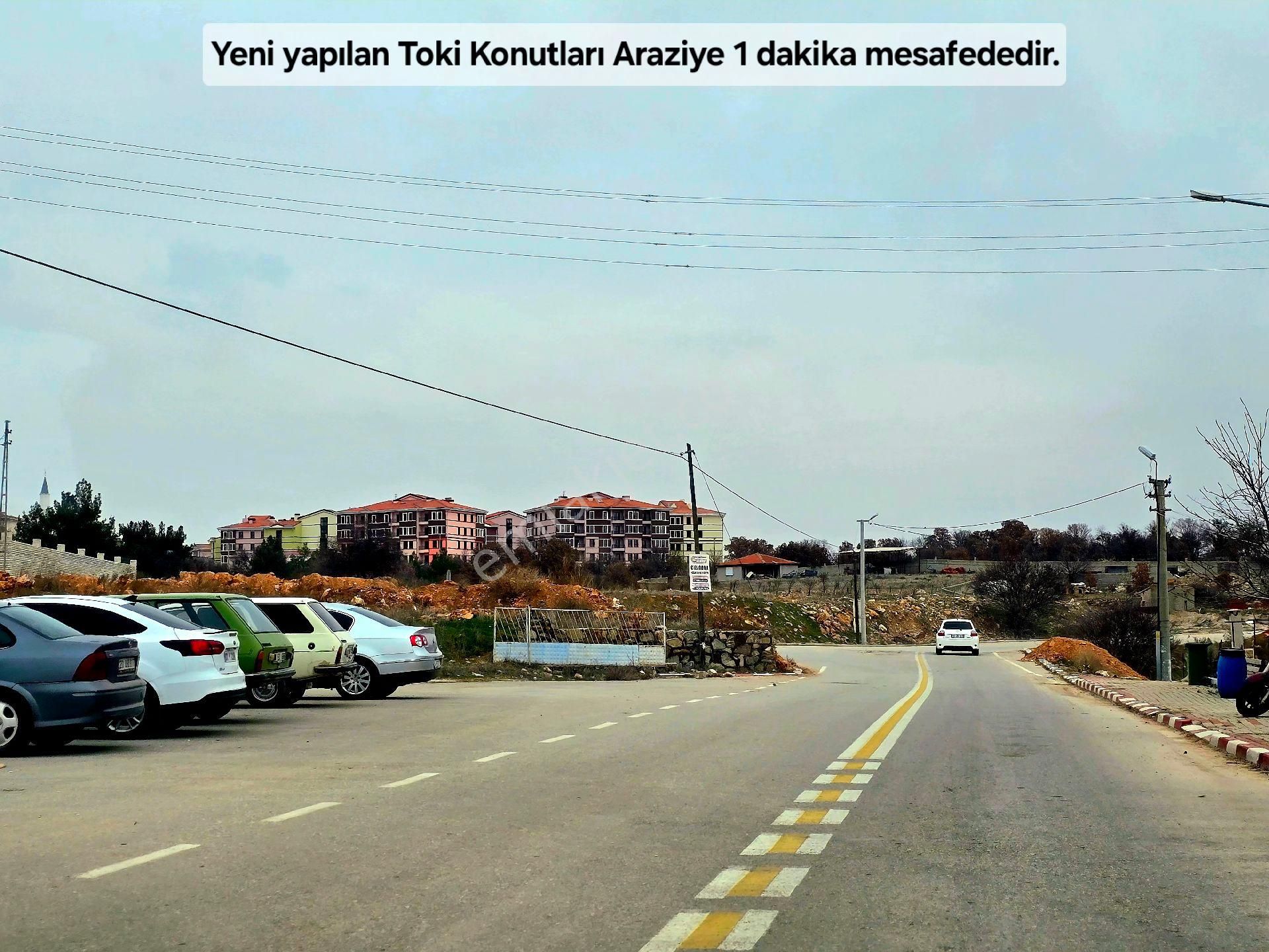 Denizli Bekilli Üçkuyu'da 1.161 M2 Karayolu Yanı, İlçe Toki Köy Manzaralı Tarla. Açıklamayı Okuyunuz - Görsel 7