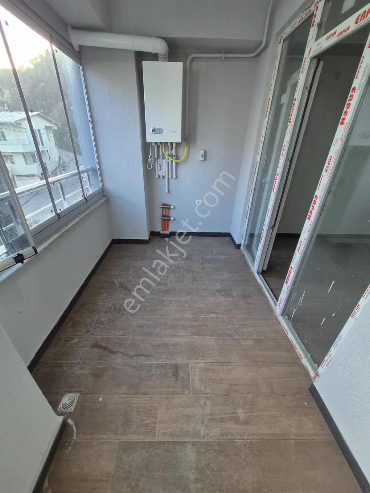 Delux'den Kumbağ Mah.'de Plaja Yürüme Mesafesinde Satılık Geniş 1+1 Daire - Görsel 9