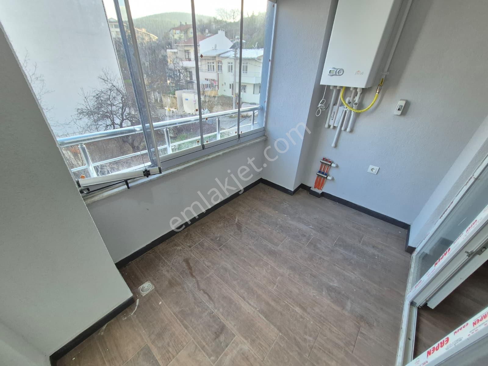 Delux'den Kumbağ Mah.'de Plaja Yürüme Mesafesinde Satılık Geniş 1+1 Daire - Görsel 10